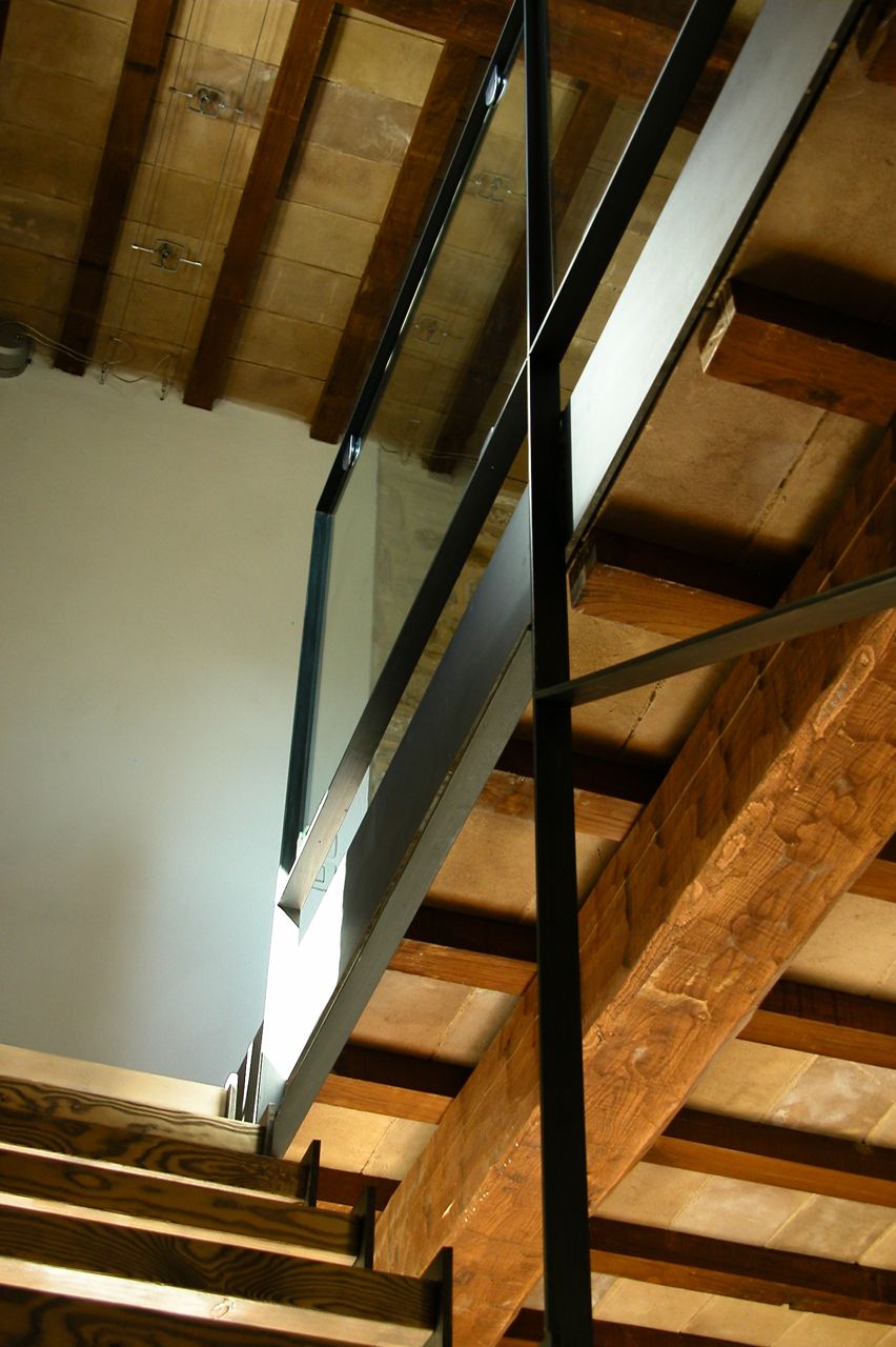 2010 年完成的精美乡村别墅 | 泳池与历史建筑的完美融合-19