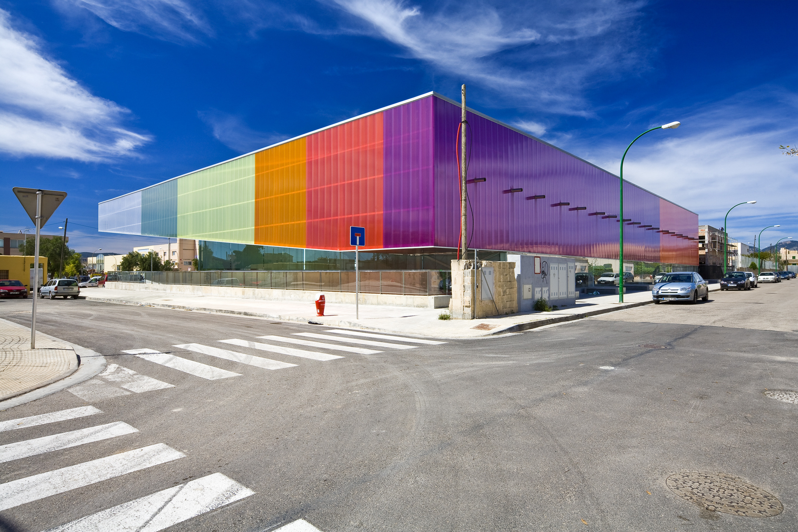 萨印第奥特里亚多功能体育馆-3