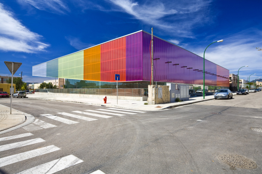 萨印第奥特里亚多功能体育馆-3