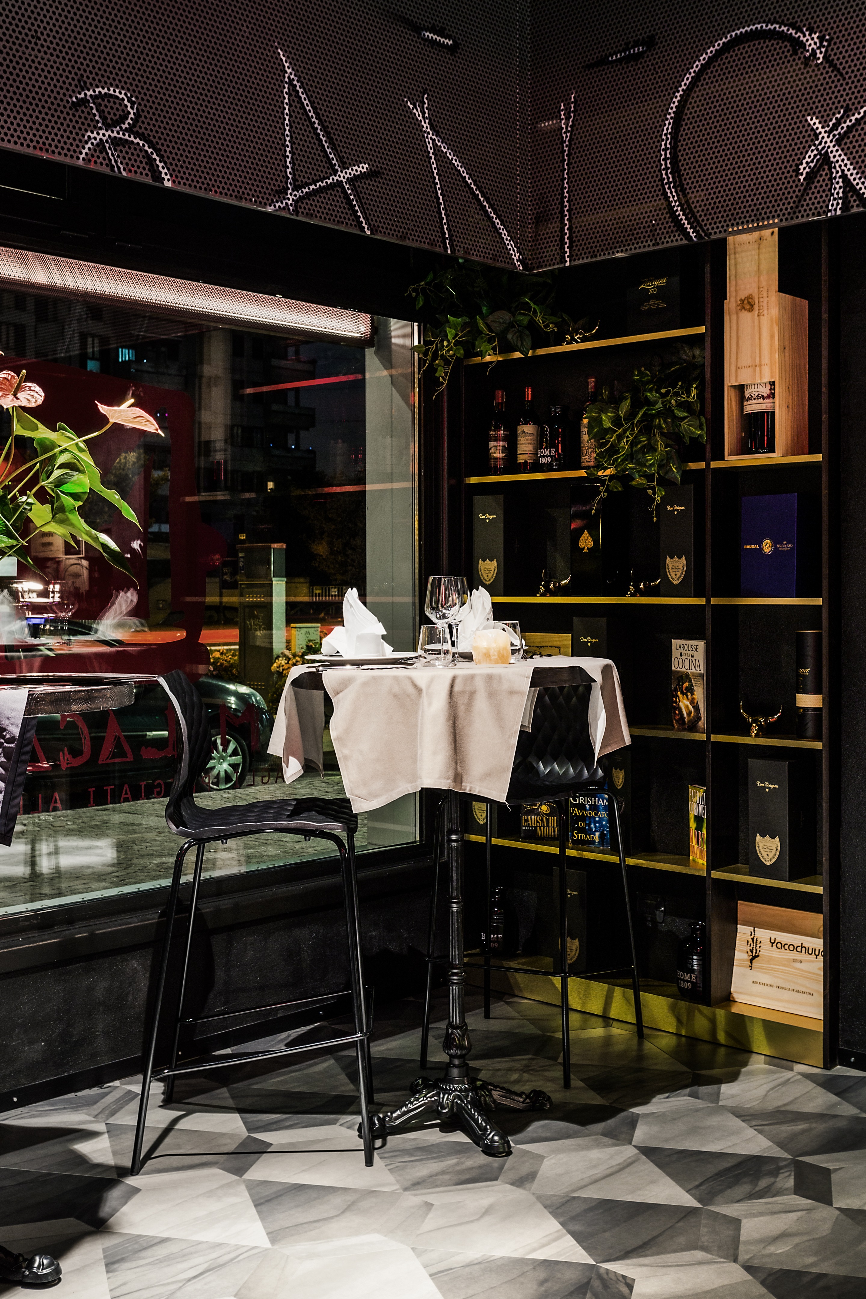 意大利风情餐厅设计-12