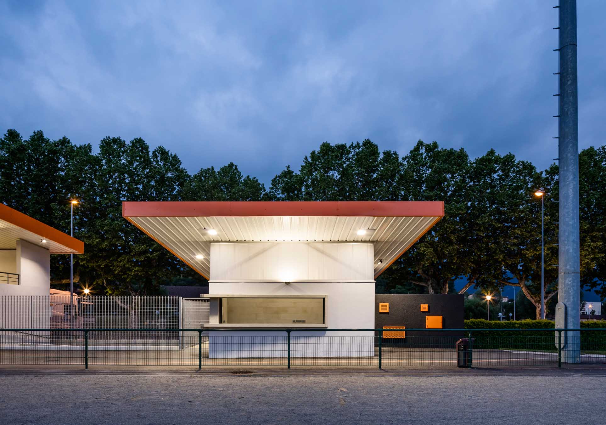 圣马塞尔体育场扩建-5