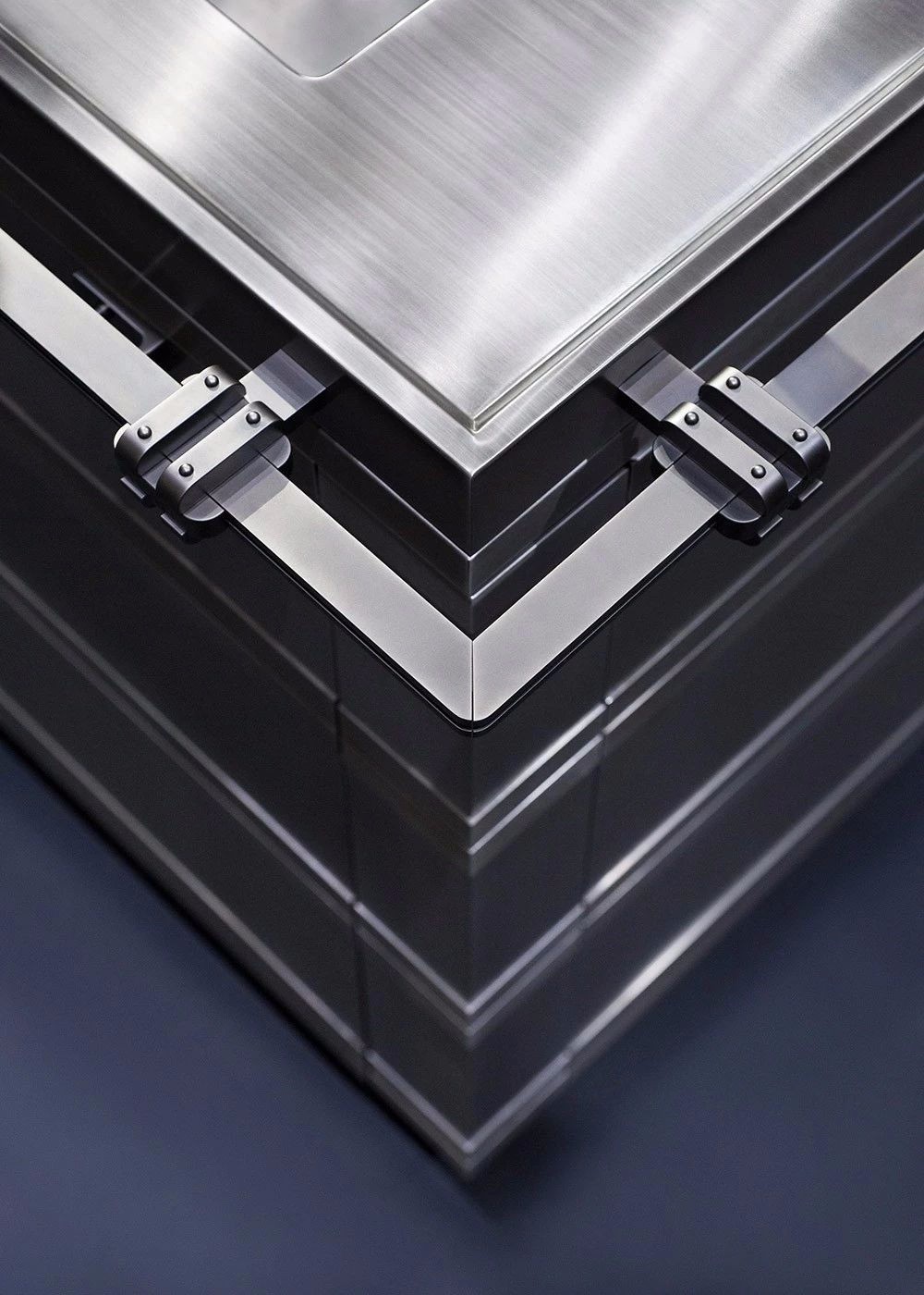 芬迪橱柜展现精致生活艺术-49