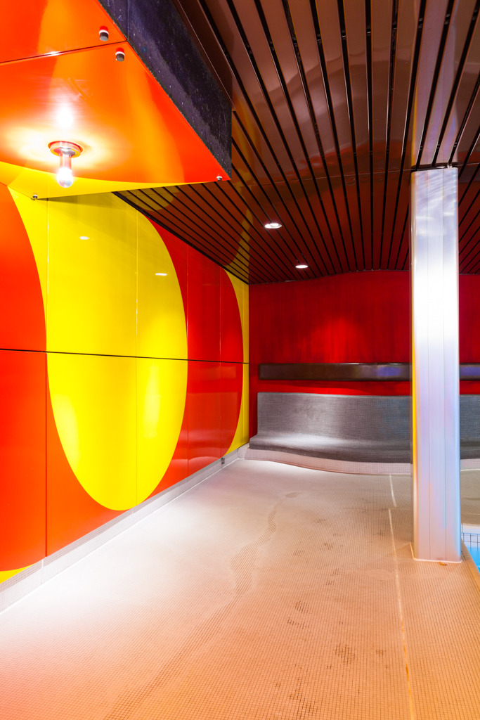 拯救帕顿设计,巴塞尔 Radisson Blu 酒店泳池重生-12