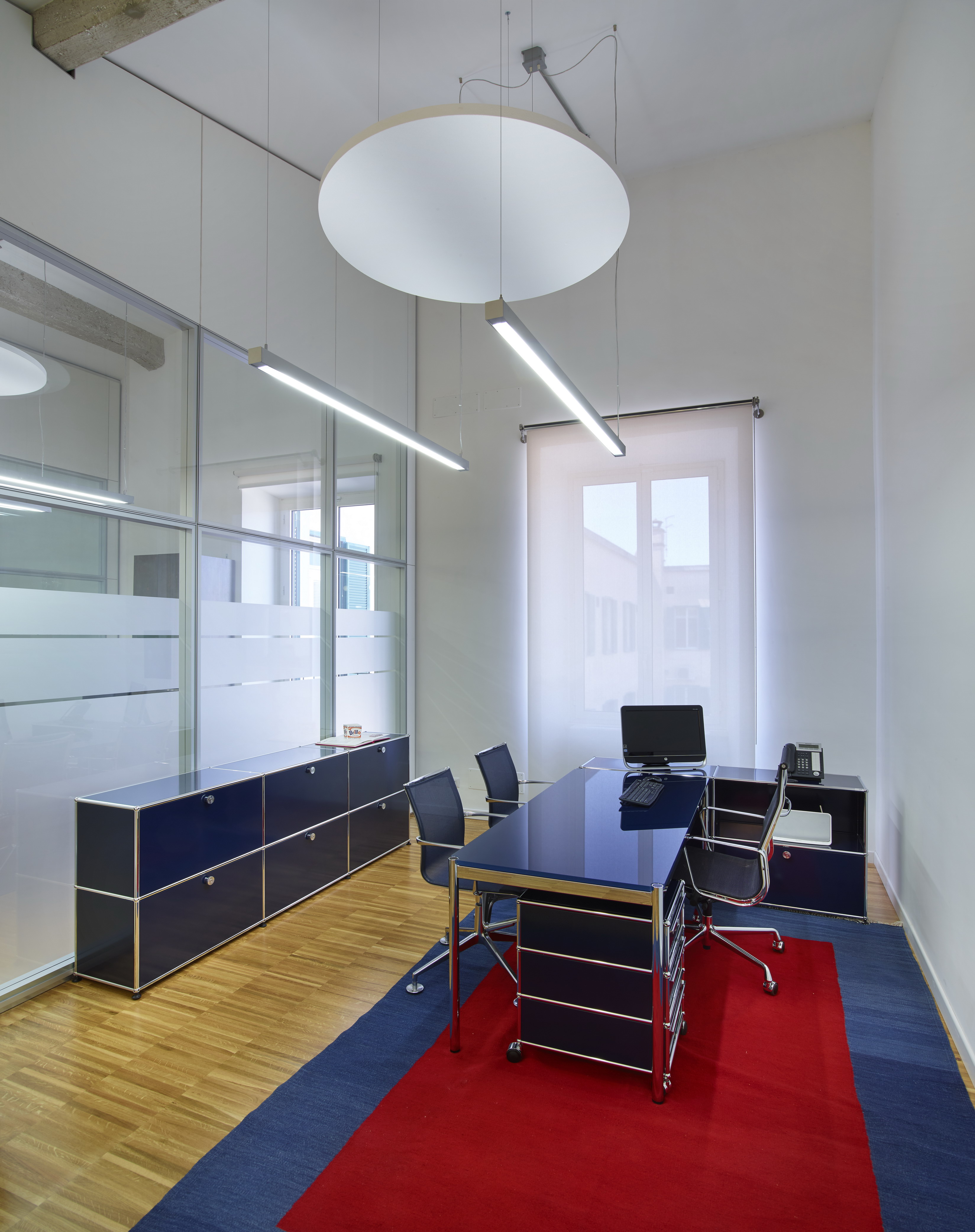 罗马保险公司的现代模块化办公室-16