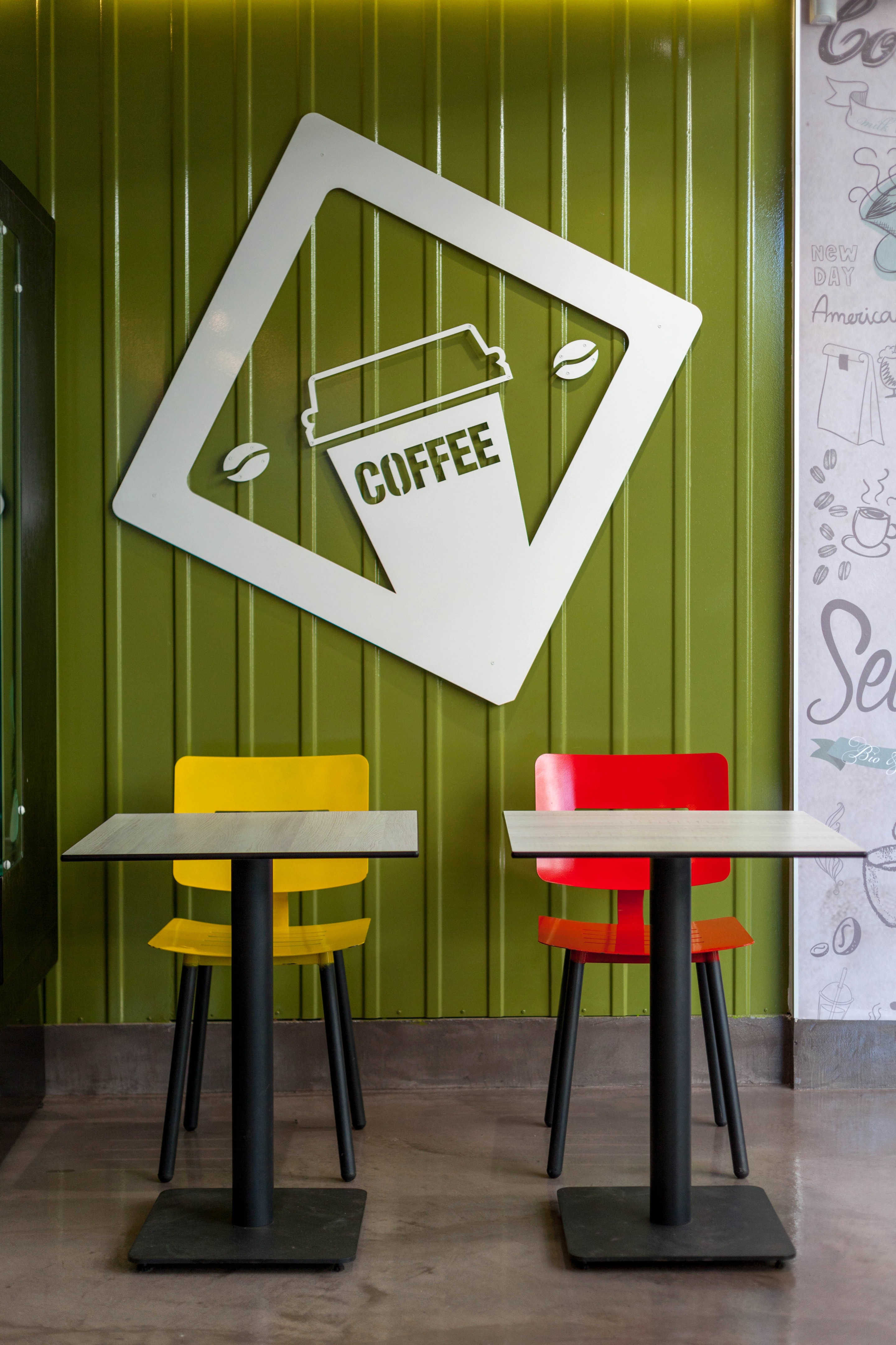 2015 年完成的 SELFIES 咖啡厅室内设计-3