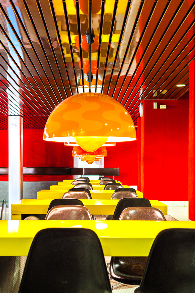 拯救帕顿设计,巴塞尔 Radisson Blu 酒店泳池重生-6