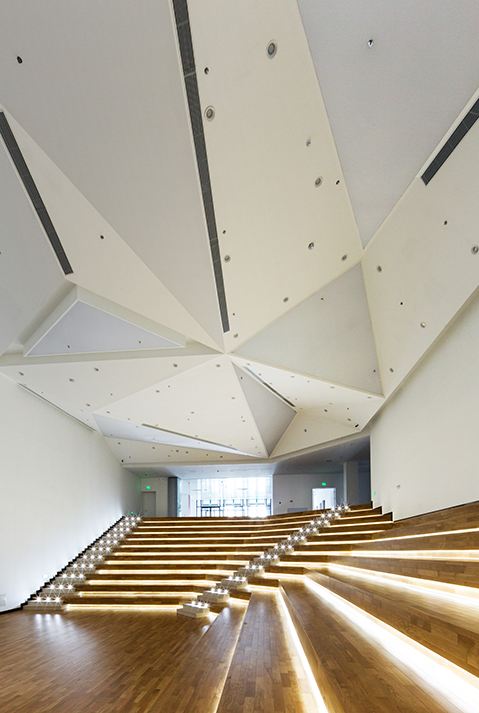 北京大学附属中学教学楼室内设计案例解析-7