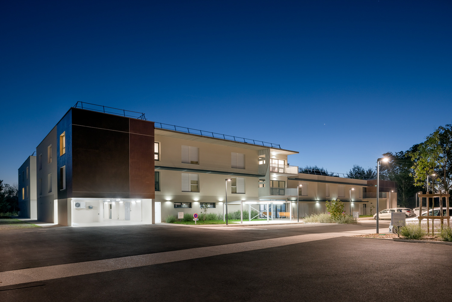 养老医疗中心 Barail | 关爱老年人的温馨家园-6