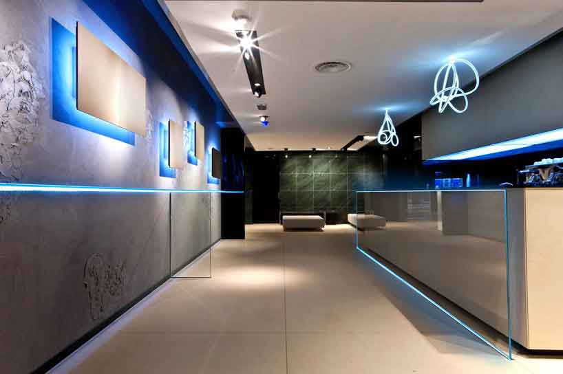 意大利知名建筑师打造户外展示空间，连接室内外元素-17