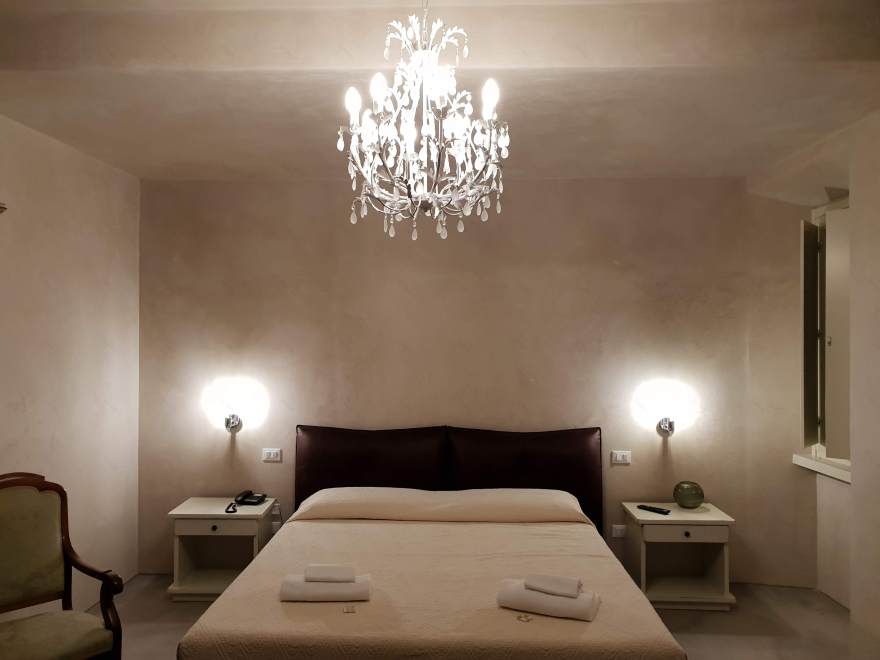 古韵与现代共融的意大利农庄酒店设计-1