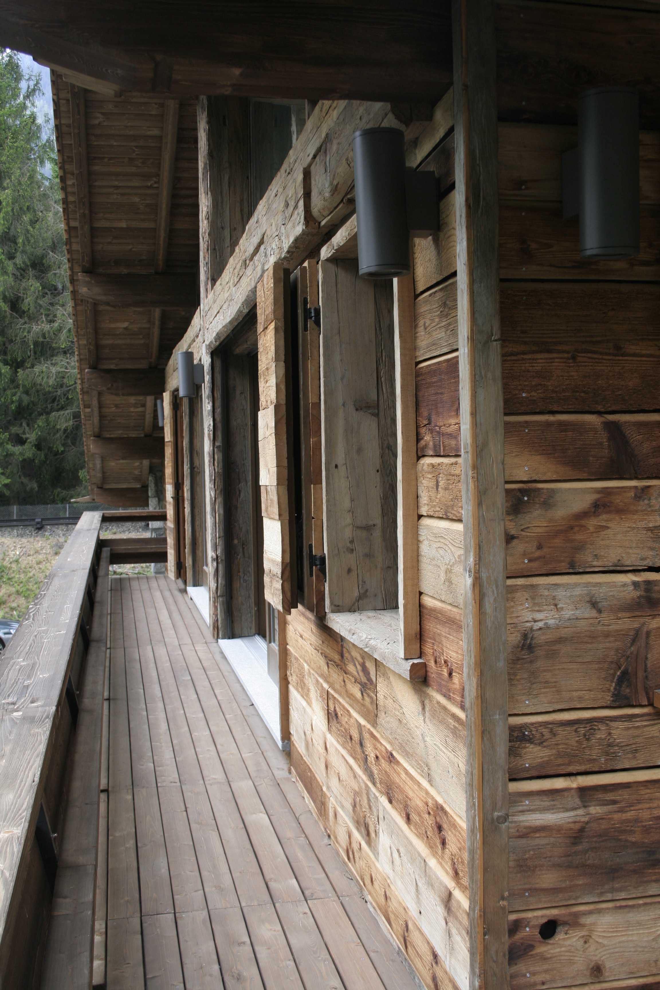 雪山之居，定制家具与室内设计的完美融合-5