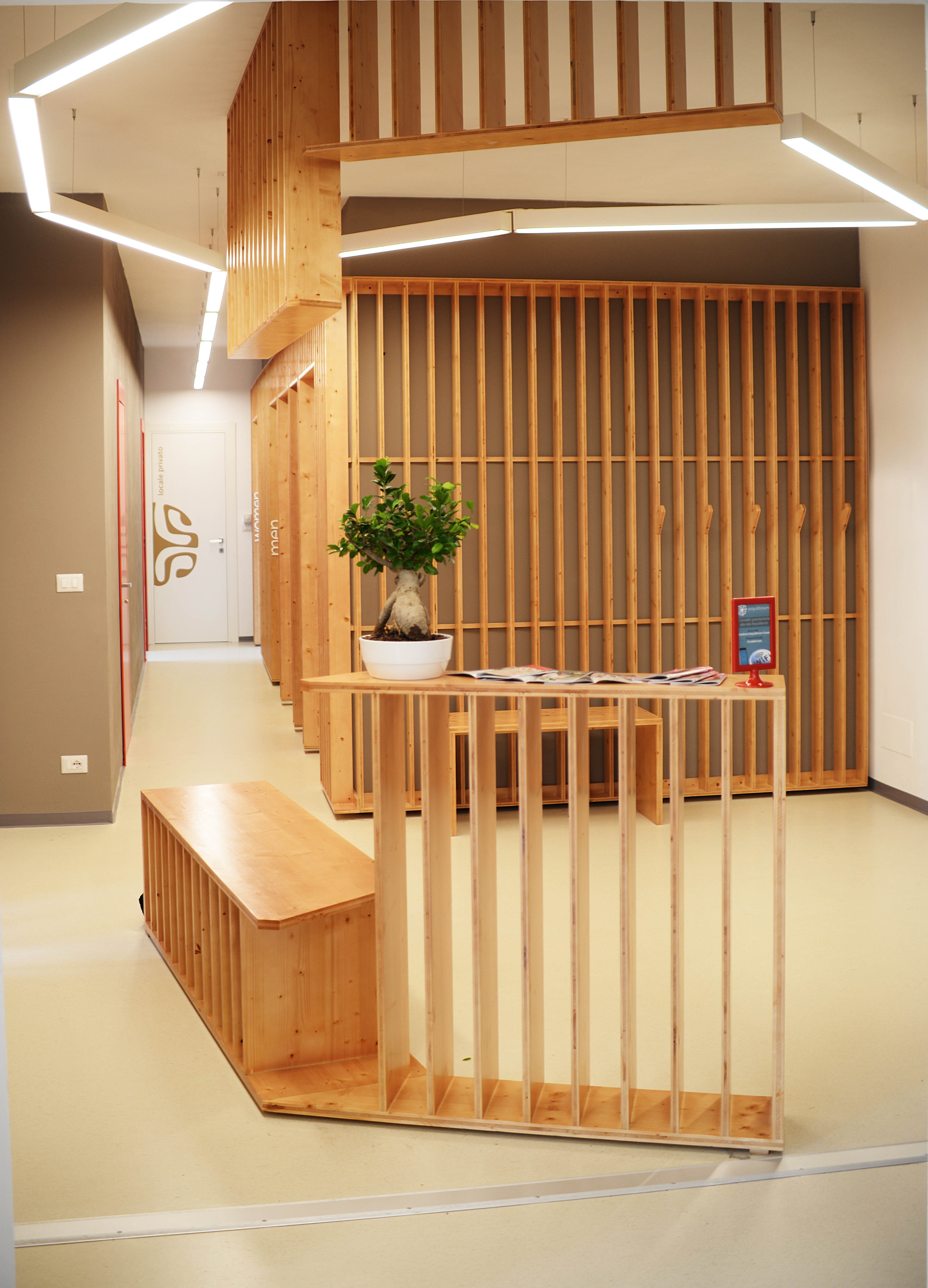 和谐均衡 | 多功能运动医疗中心设计-5