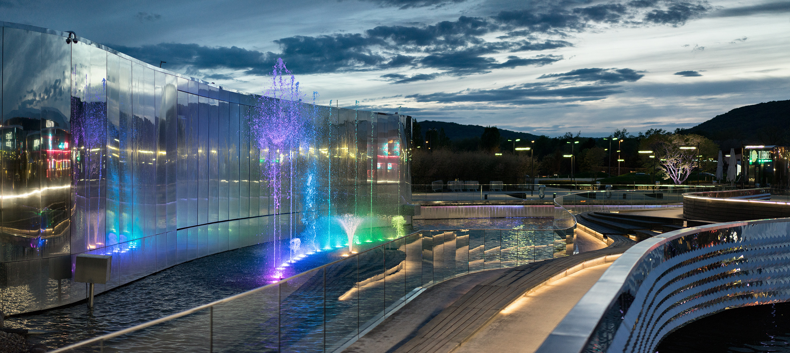 波浪 Actisud 购物中心-13