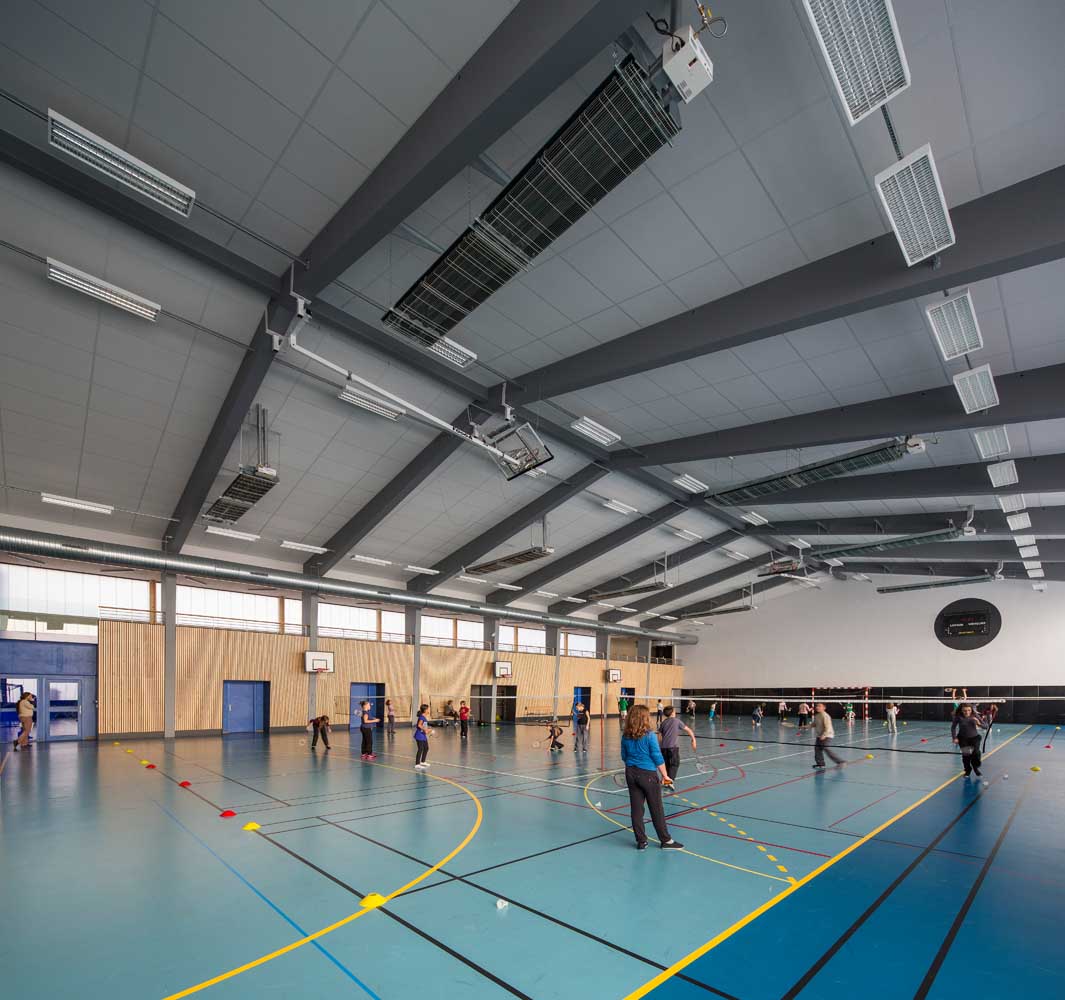 圣马塞尔林卡里尔体育馆修复-13