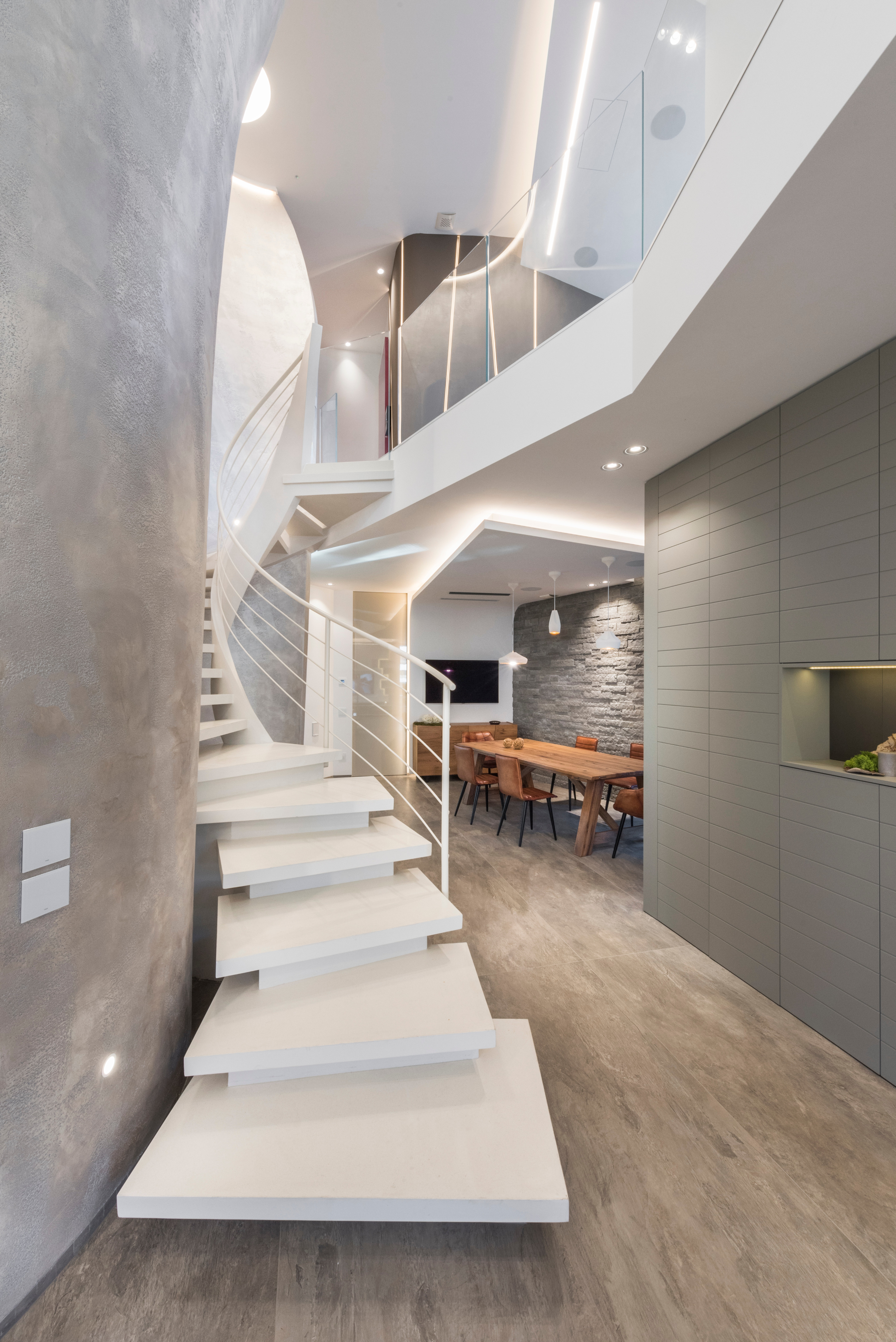 铝制屋顶的四叶草别墅-6