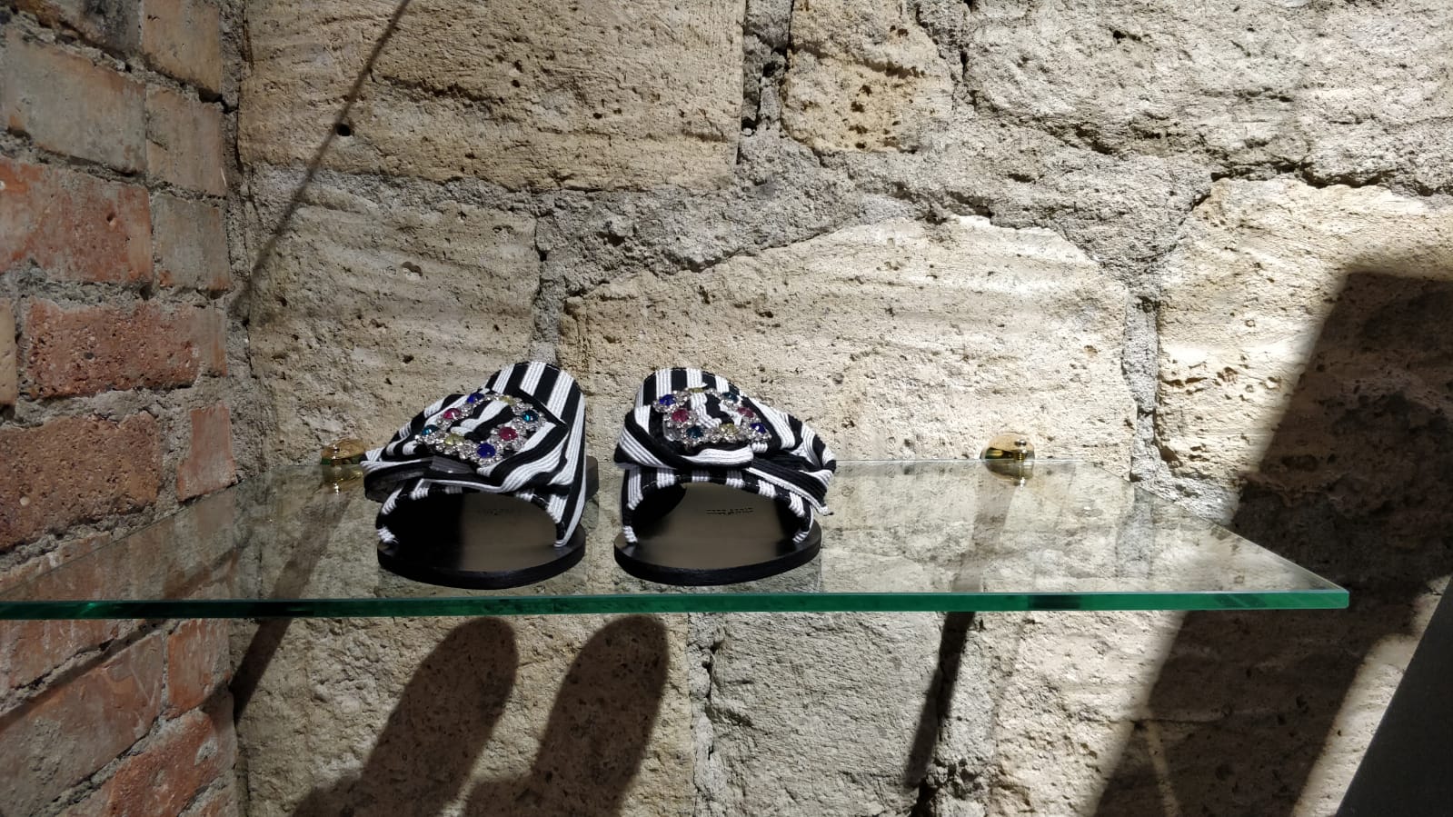 意式风情 | FYSIS BOUTIQUE 室内设计解读-13