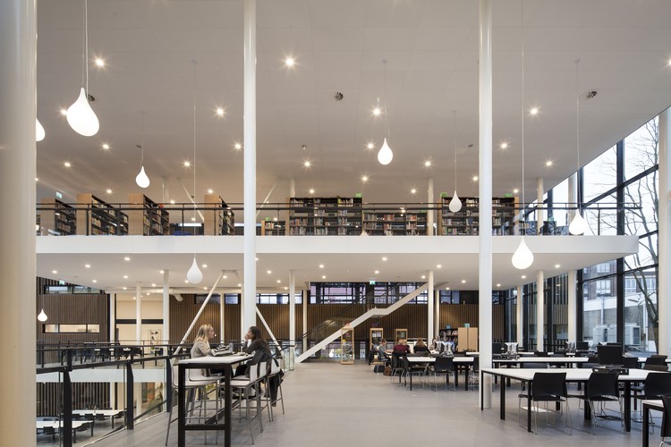 iPabo 应用科学大学 梅卡诺-19