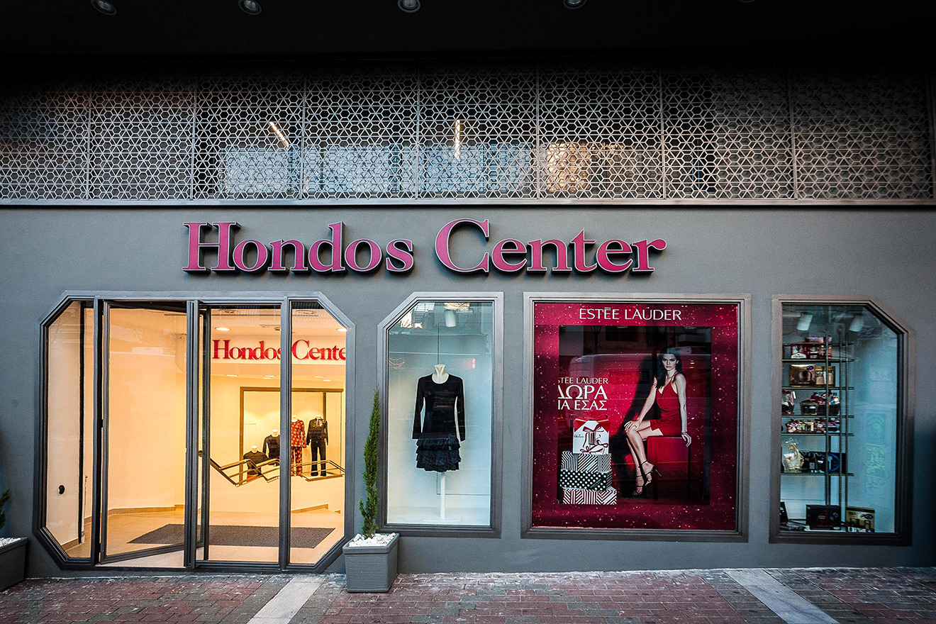 2016 年完成的化妆品多商店购物中心设计-1