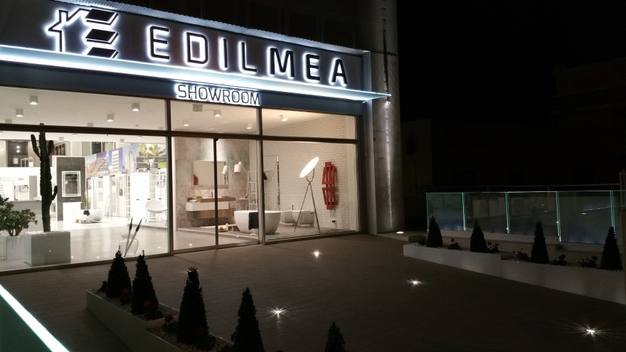 旧厂房变身高质感家居展示厅——意大利 EDILMEA 公司新展厅-0