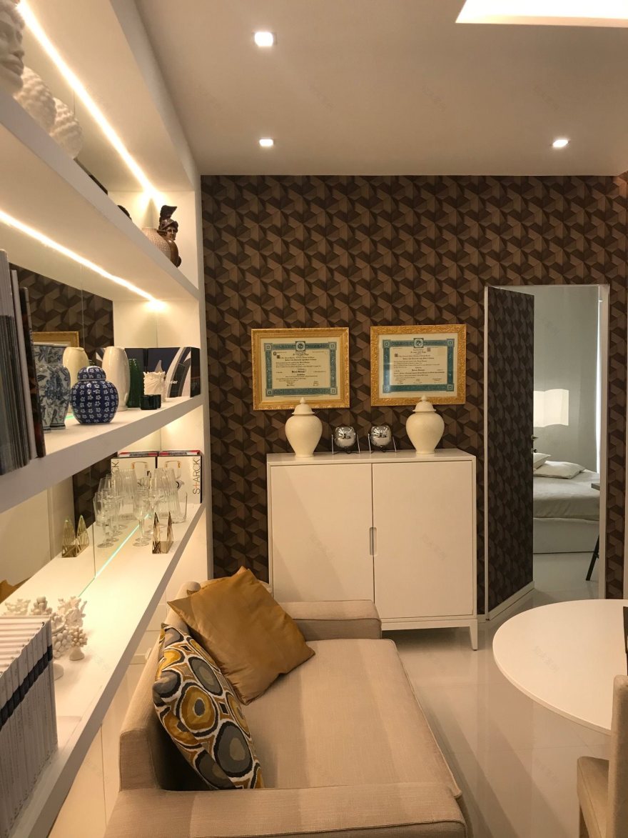 米兰河畔古宅的现代优雅重生-4