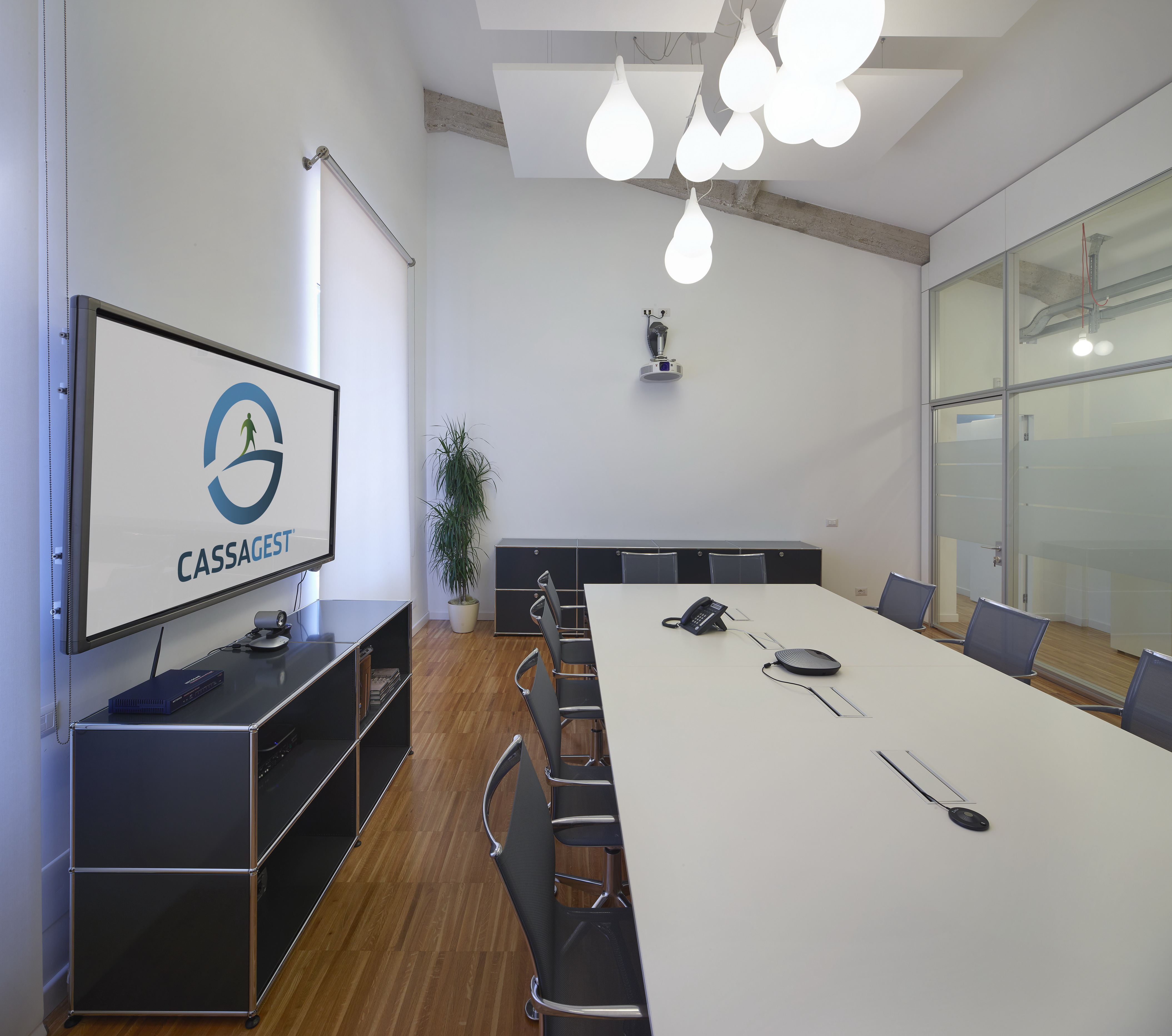 罗马保险公司的现代模块化办公室-12