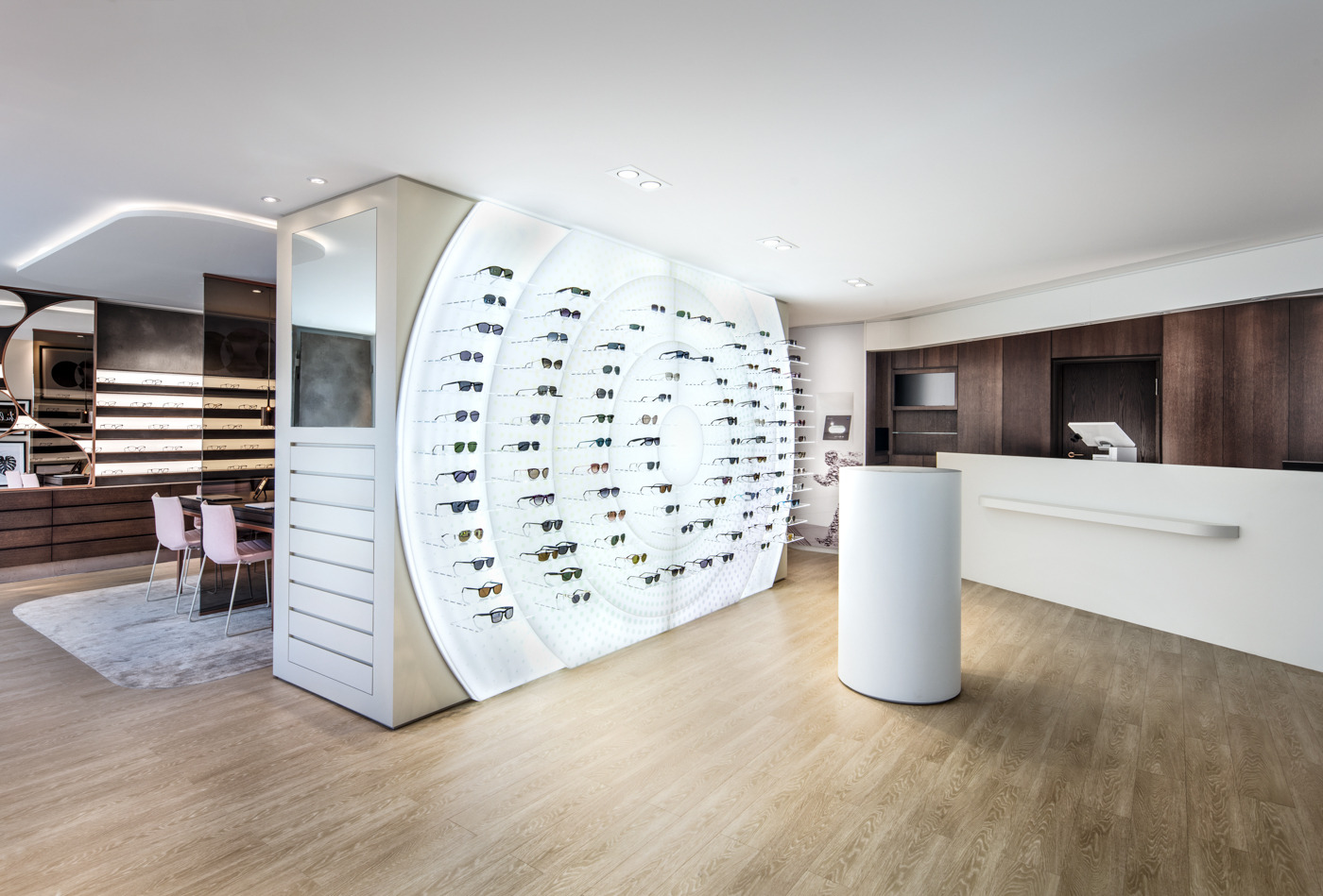 穆勒眼镜店感官中心打造全新体验-2