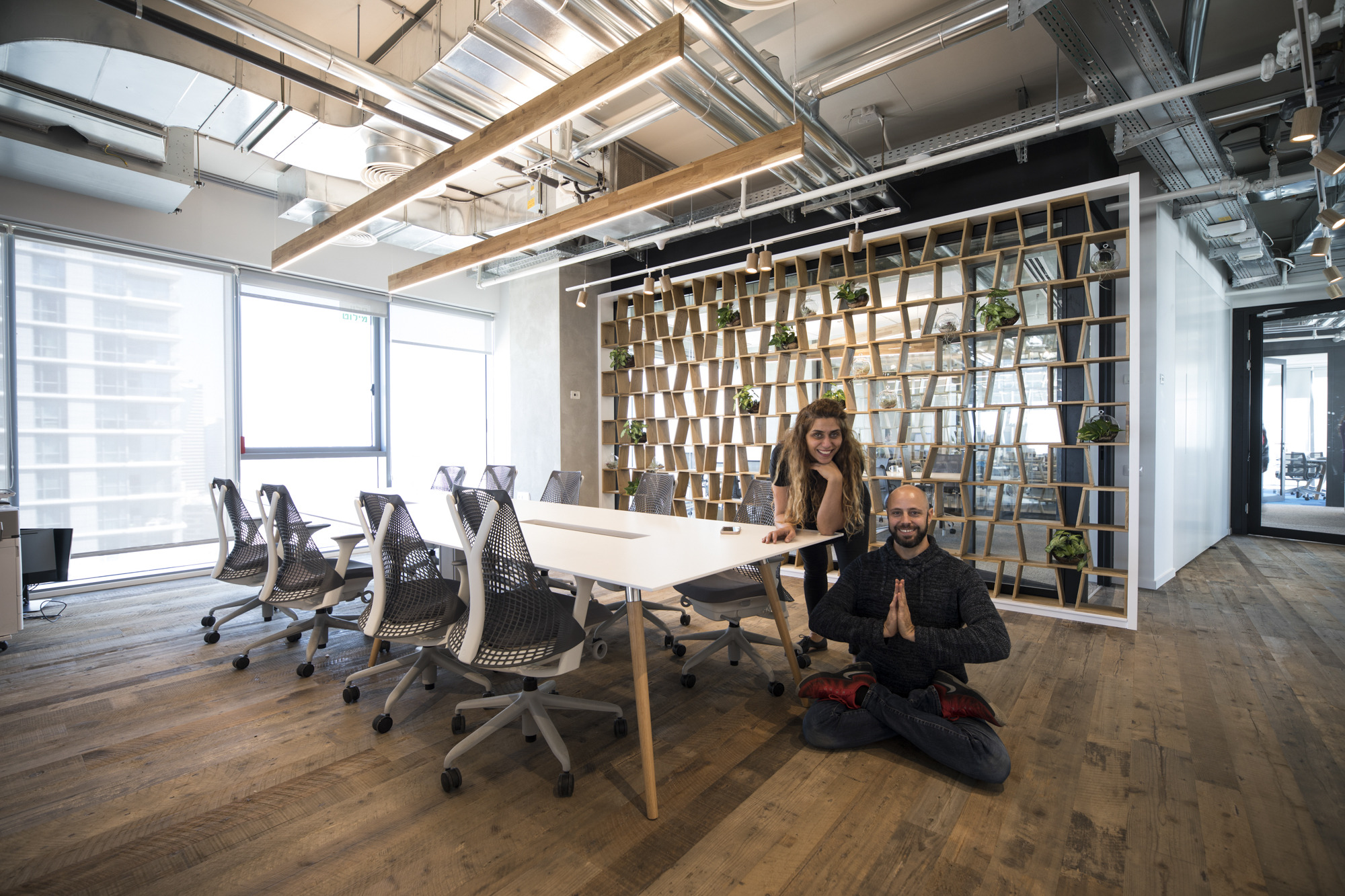 融合城市景观的 VISA 创新中心-0