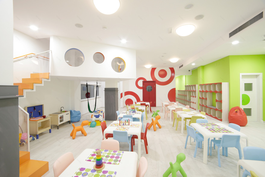 色彩斑斓的阿尔巴尼亚创新幼儿园-1