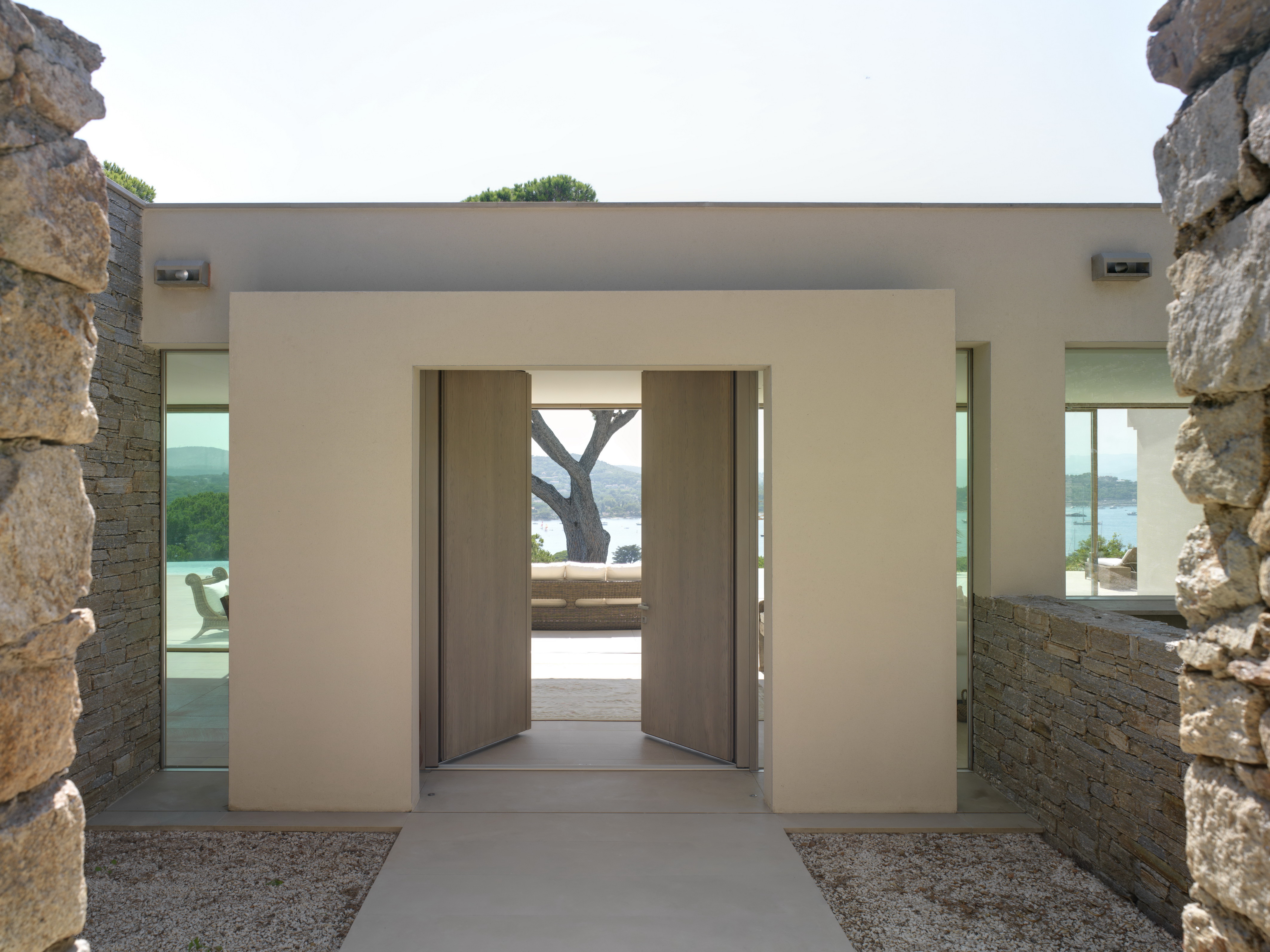 现代简约圣特罗佩别墅-18