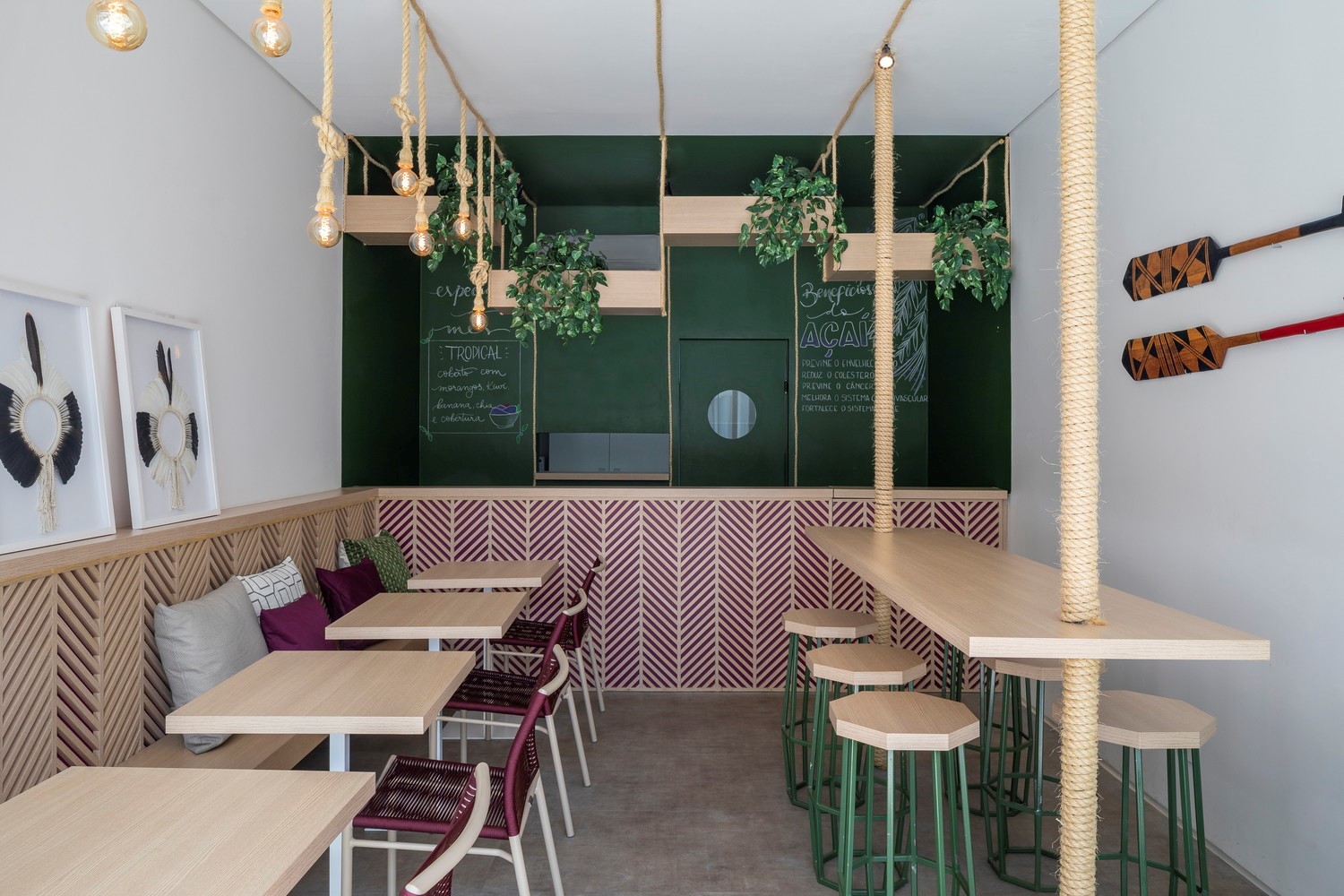 Traama Arquitetura · 混合轻木材的巴西轻餐厅-12