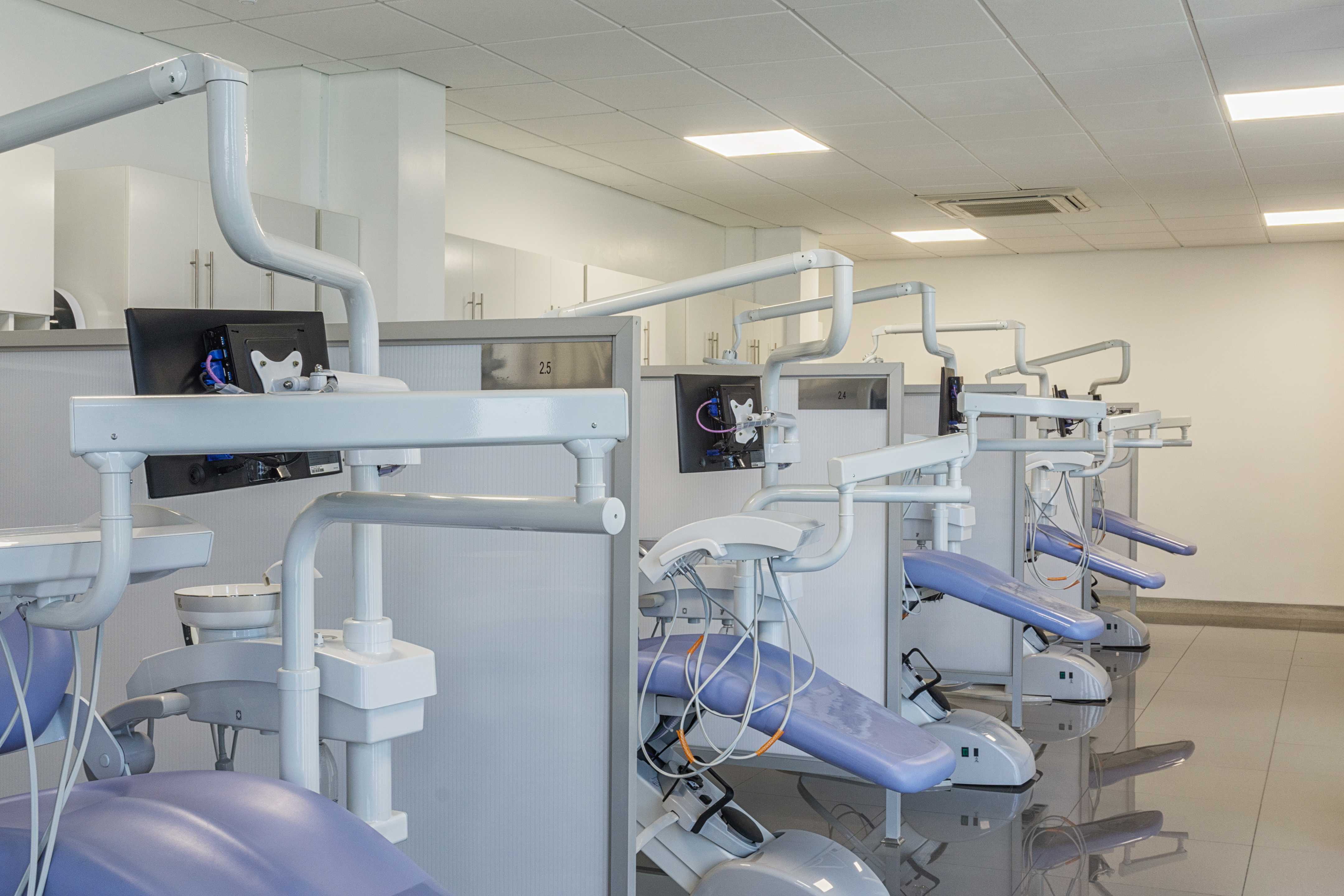 培训和牙科服务中心·USAT-24