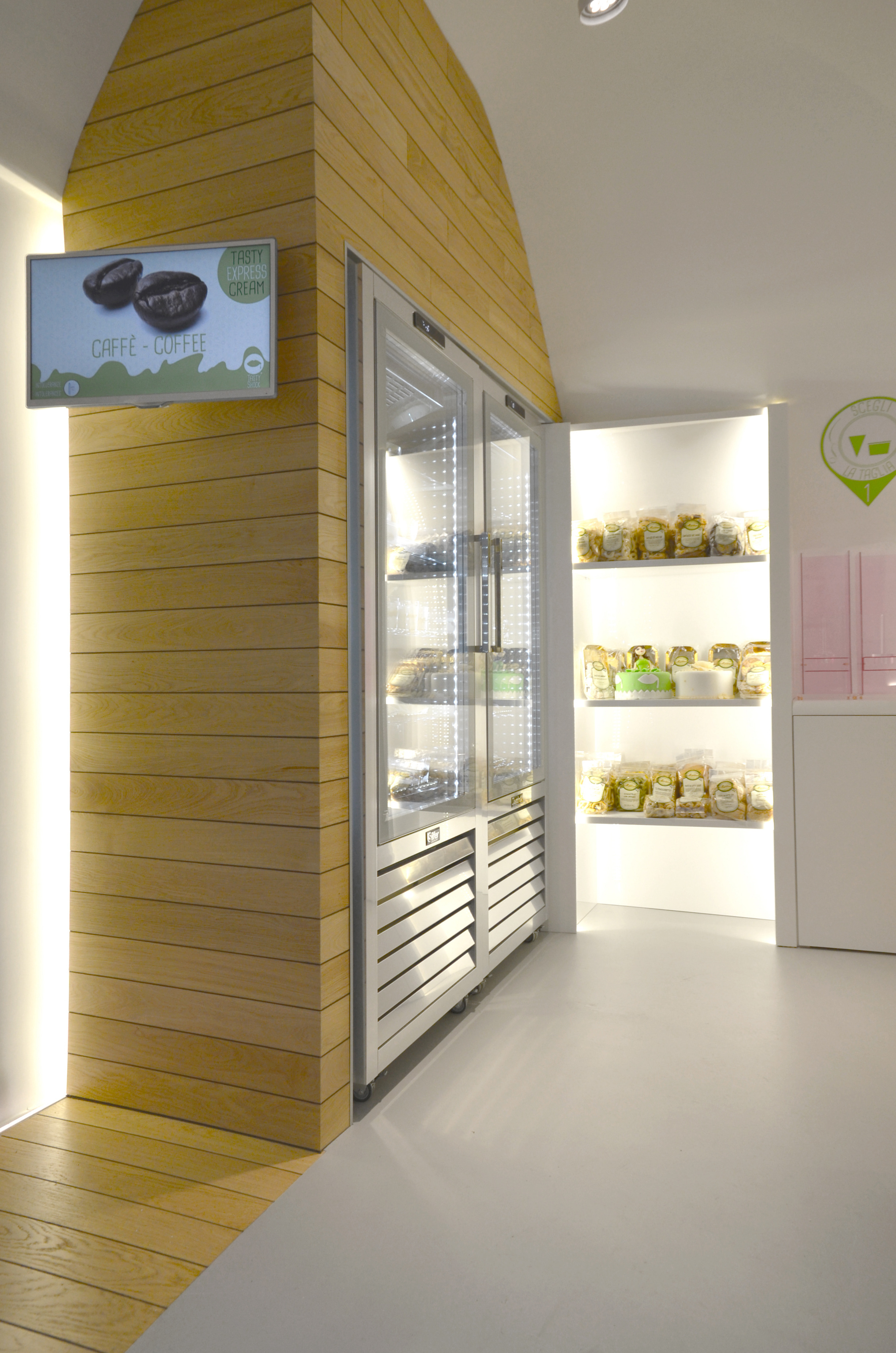 历史中心的手工冰淇淋店——Tasty Shock-1