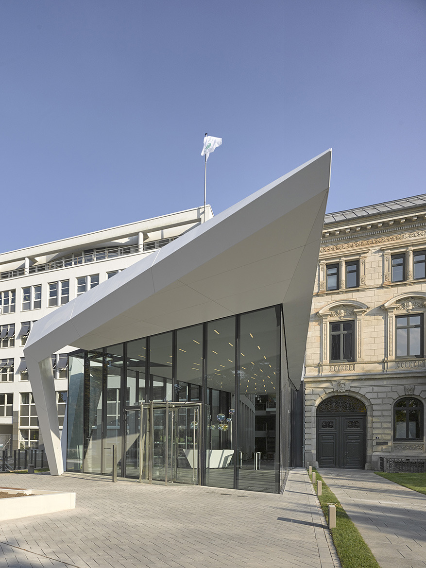 汉莎默库尔基础资产公司总部-4