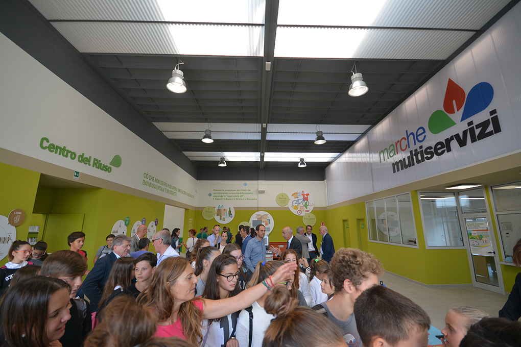 环保多功能中心打造-10