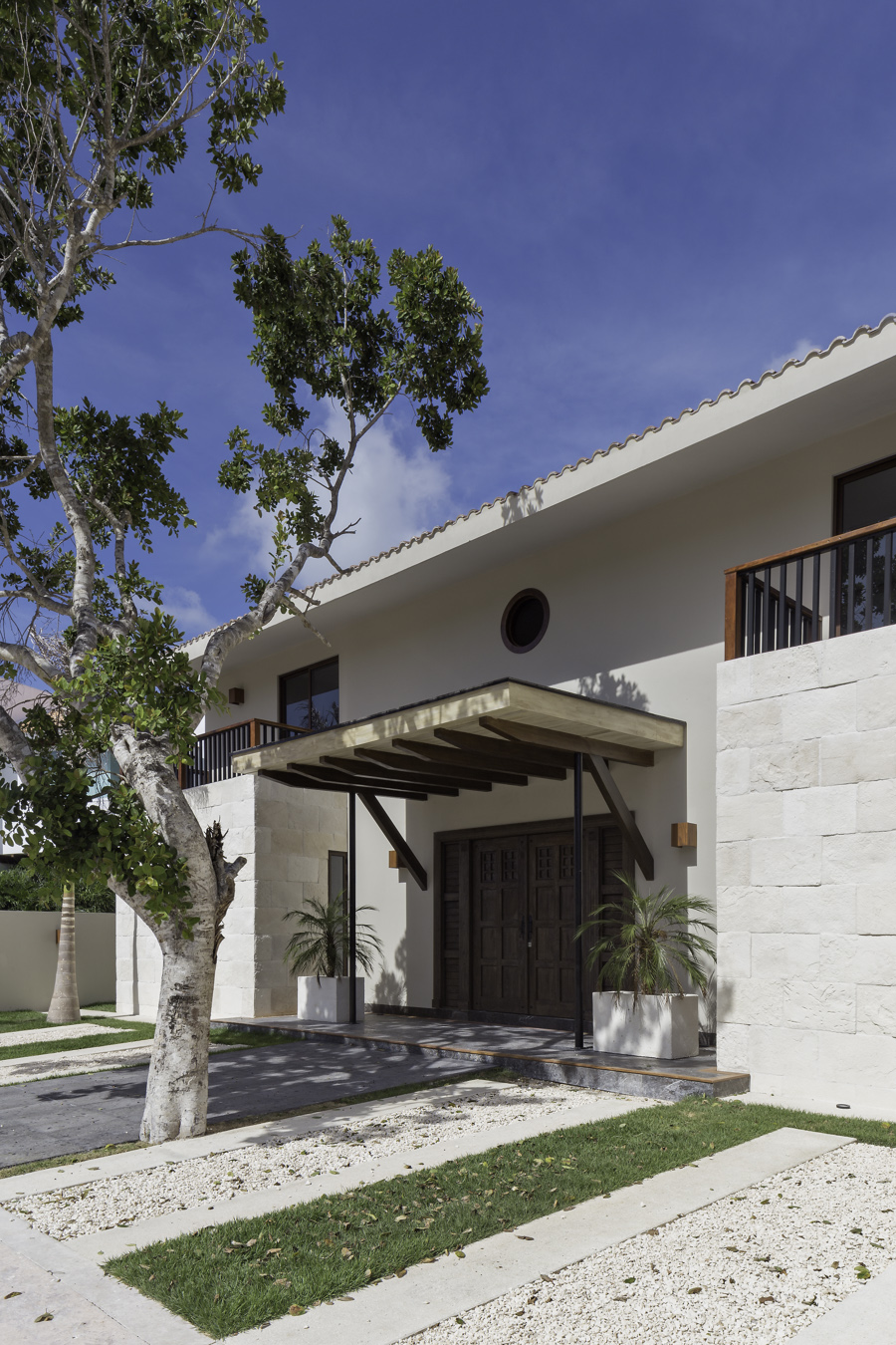 佩利卡诺斯 42 号私人住宅 极简风格设计-5