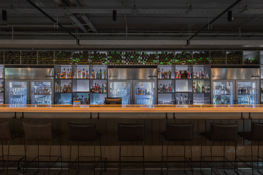 2019 年完成的酒吧室内设计案例解析-3