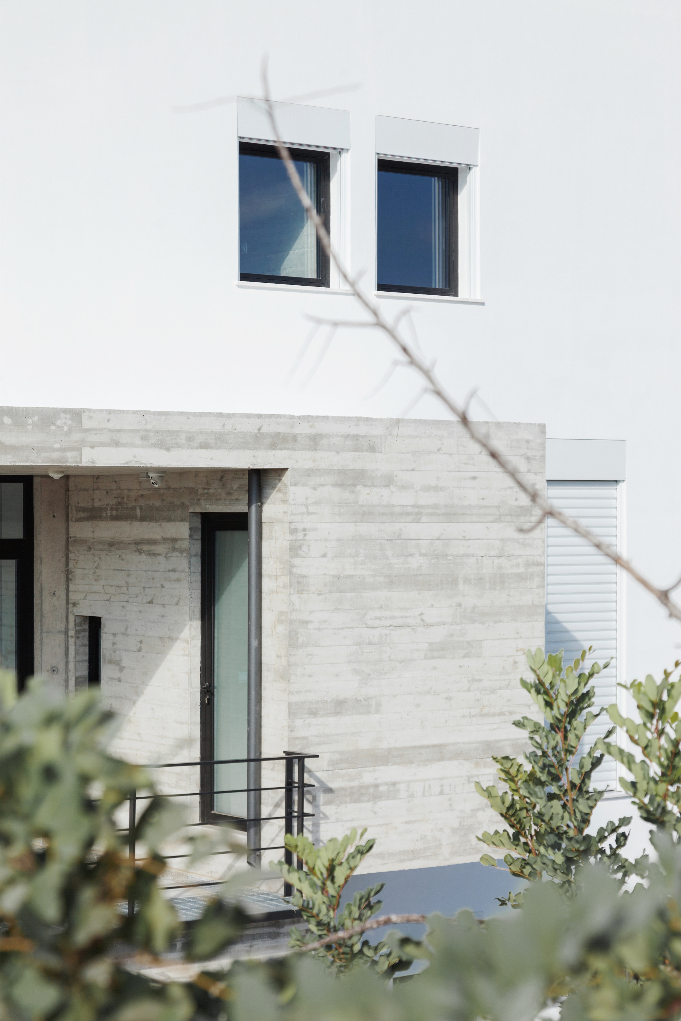 CK House | 嵌入景观的河畔家园-33