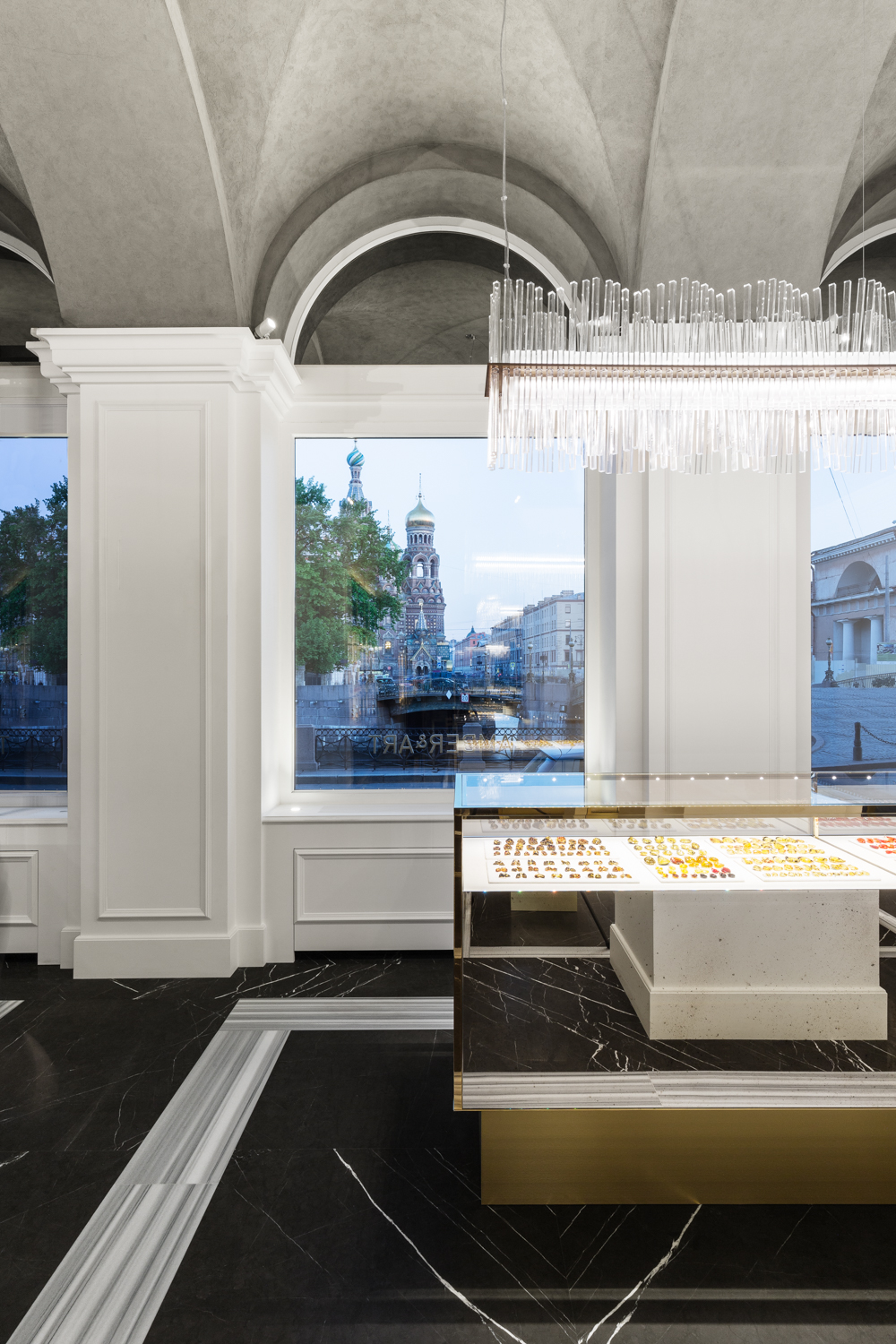 俄罗斯琥珀品牌店,米兰市中心建筑传奇-29