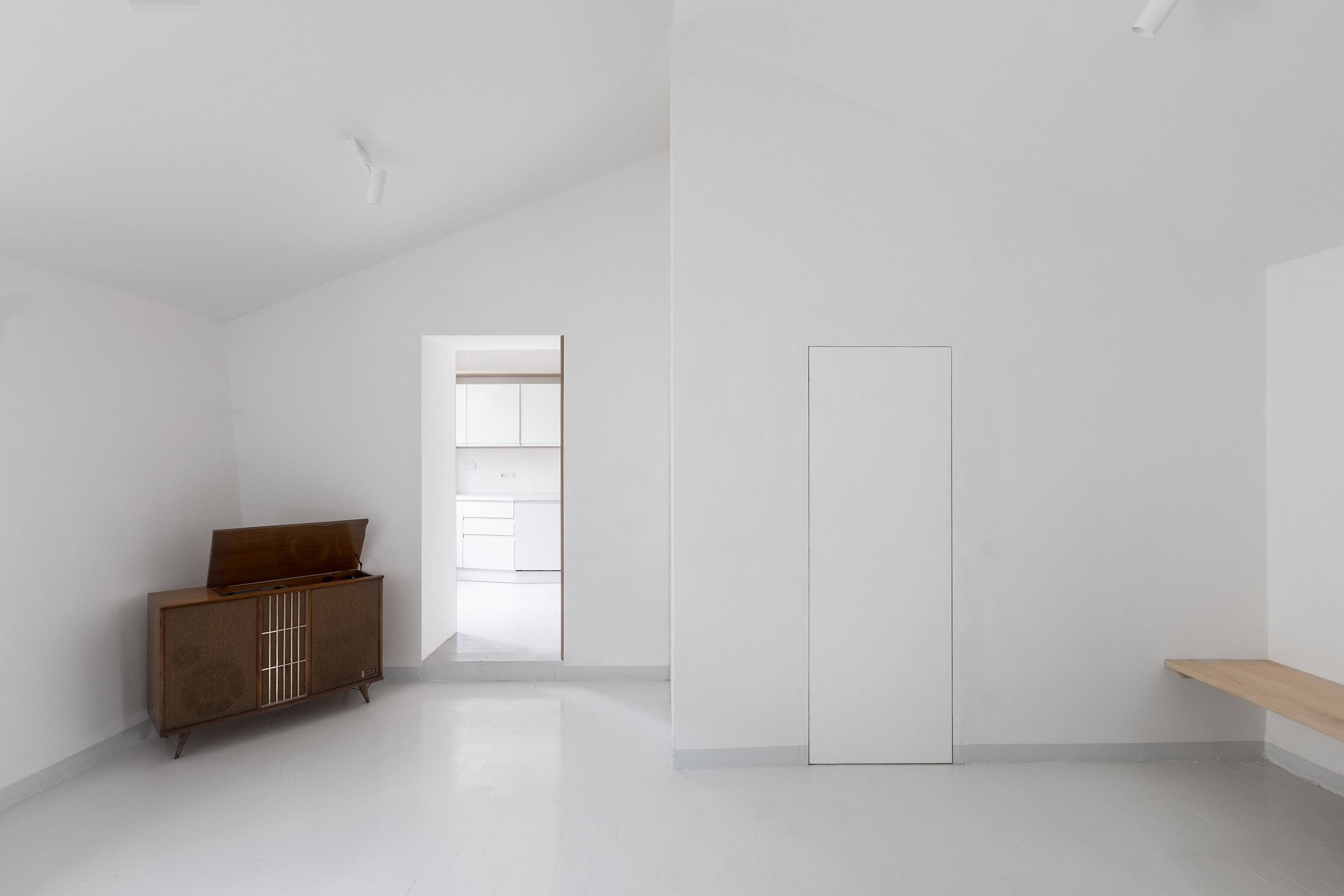 简练纯粹的乡村别墅改造-4