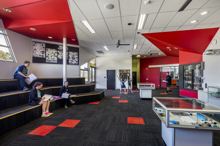 温德姆中央学院 | 校园翻新变身成功故事-23