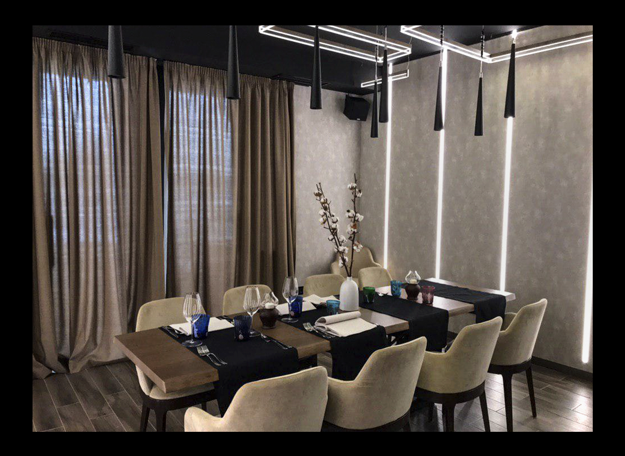 VIP Zone of the seafood restaurant.-7