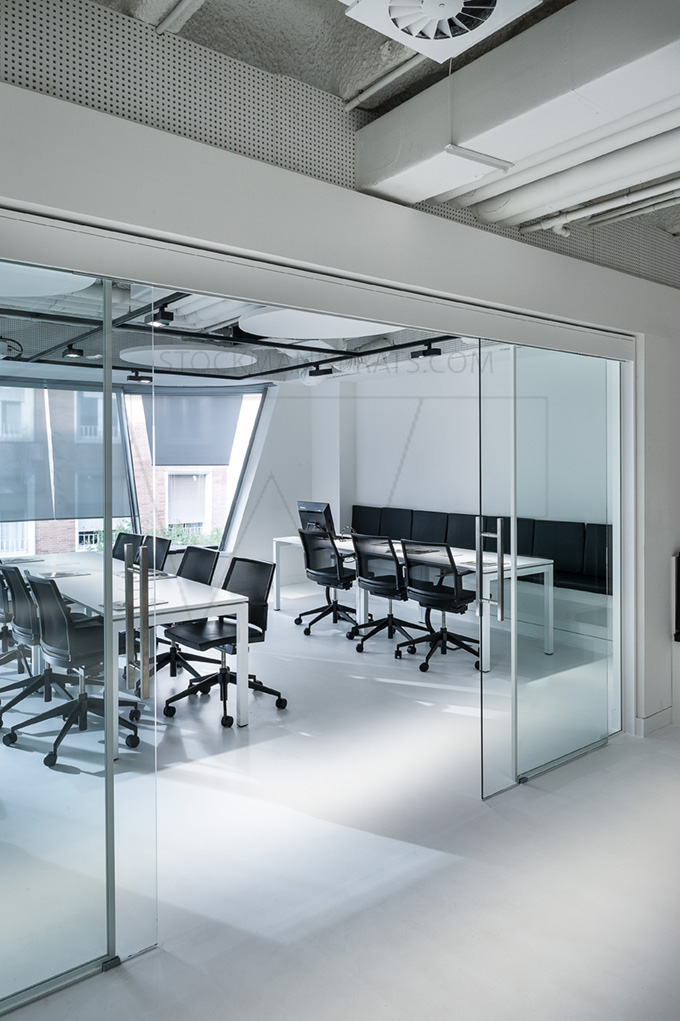 Open space area - interior design modern offices-13