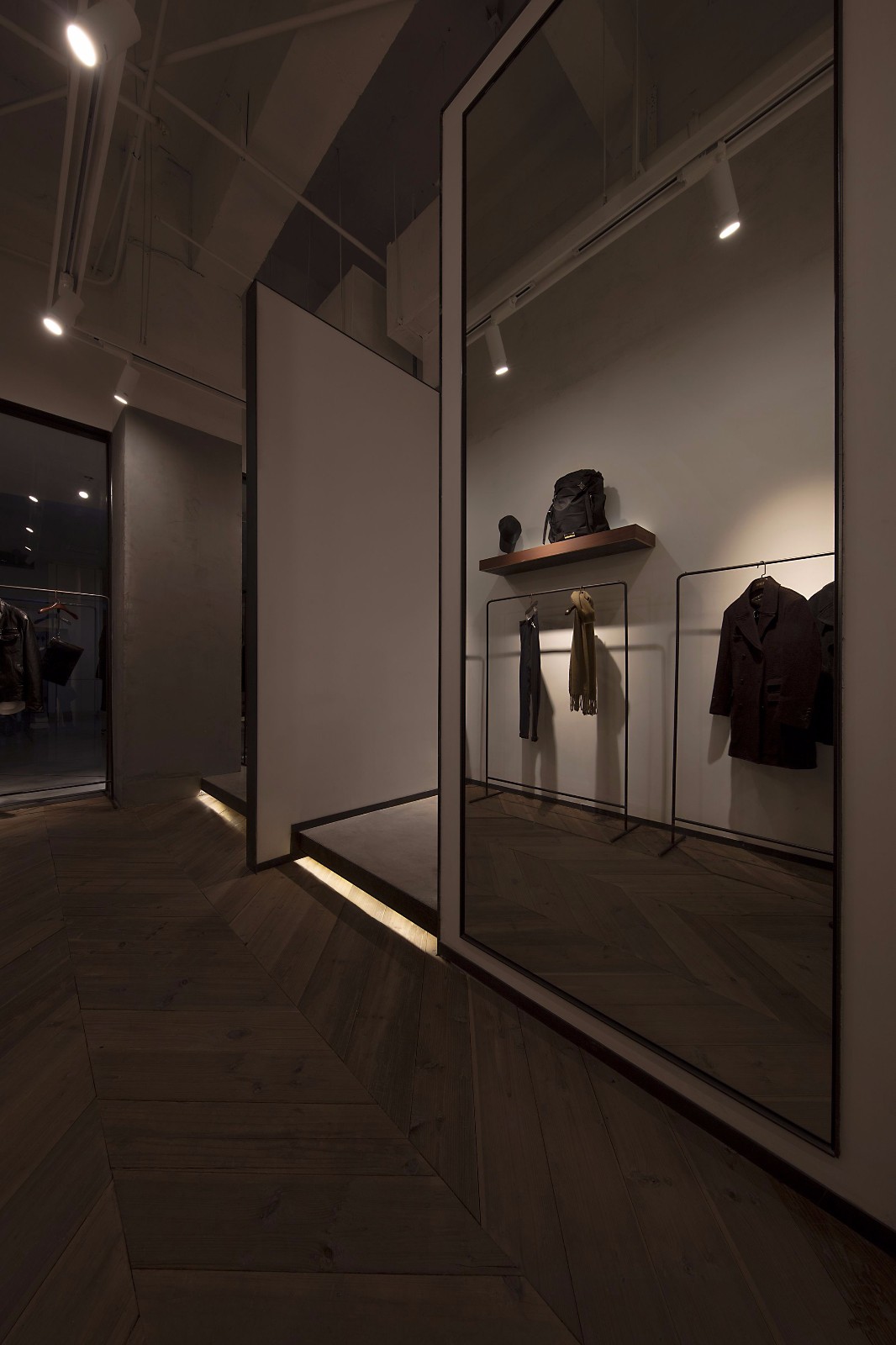 FOCUS成衣定制店-5