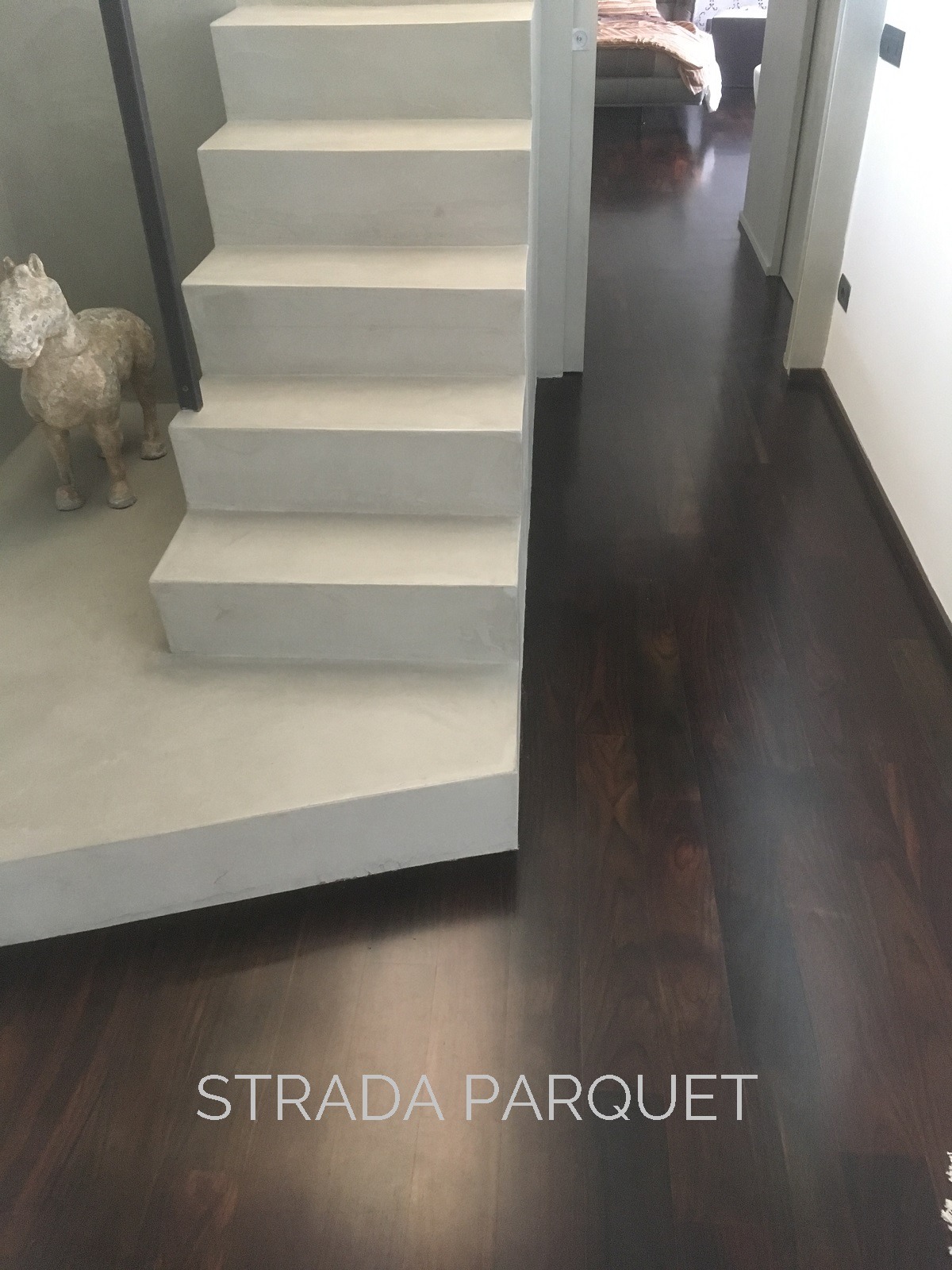 传统 Parquet Palissandro 地板打造政府机构及住宅空间-33