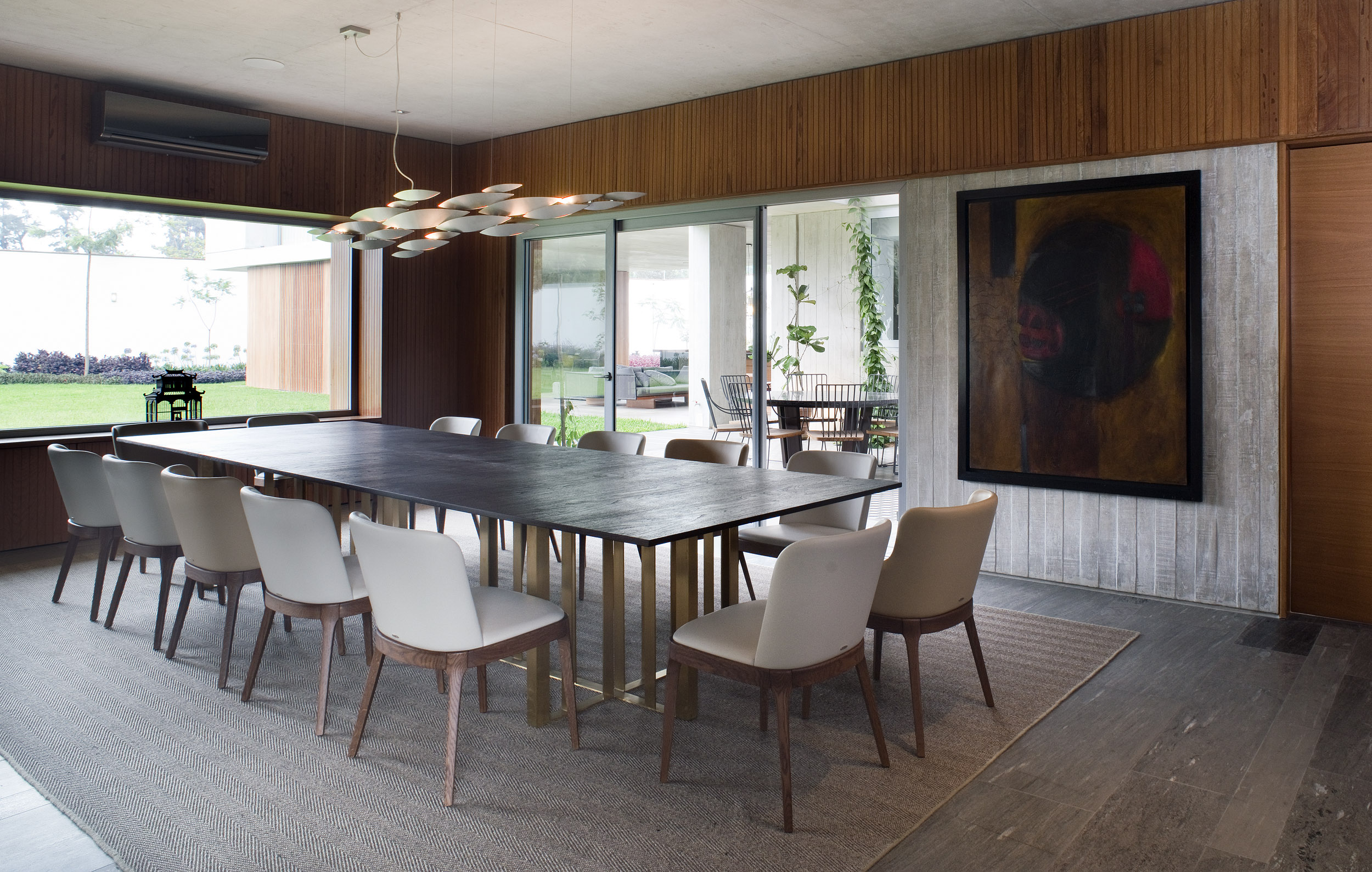 绿意盎然的山间别墅-11