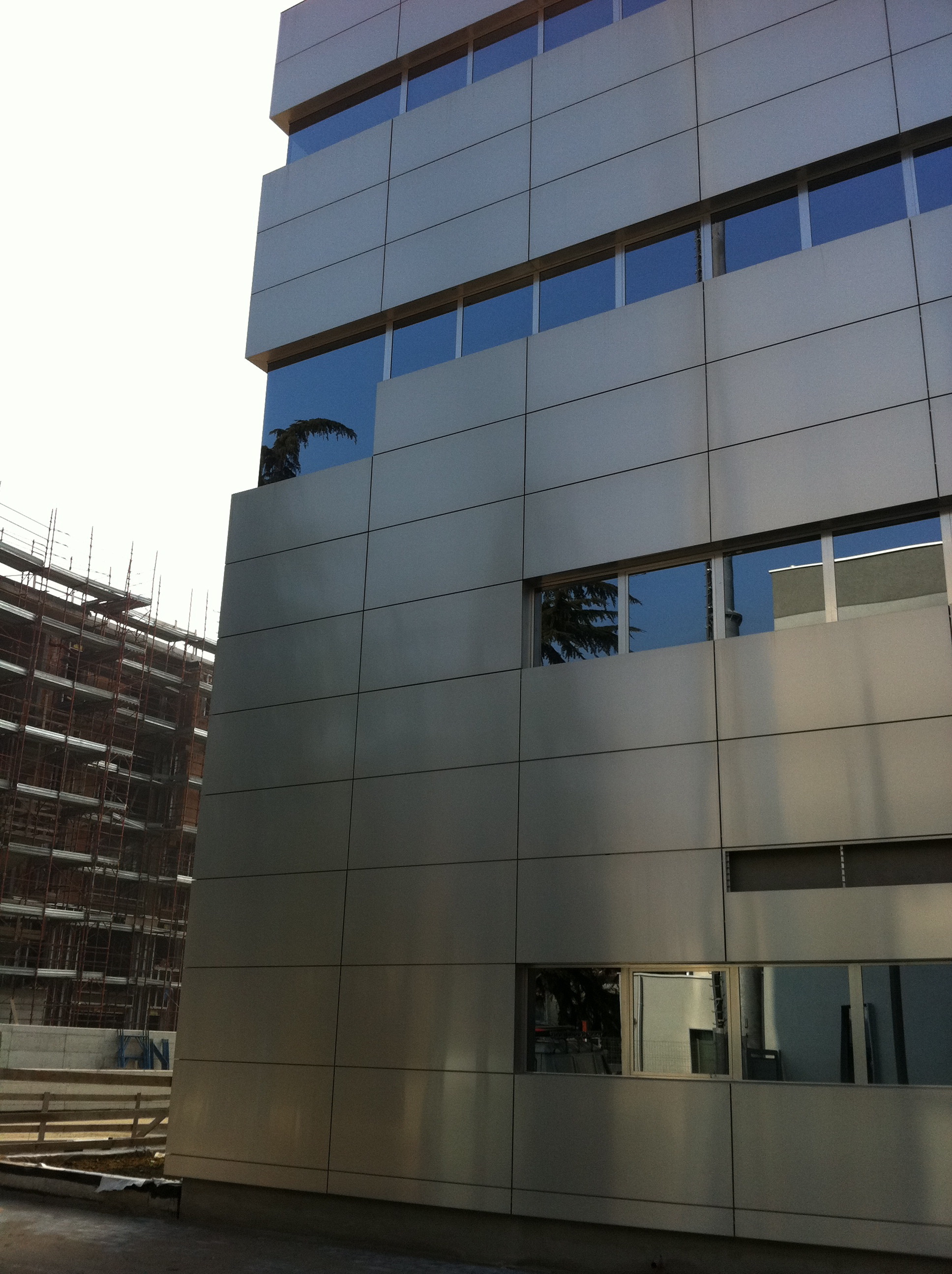 2012 年完工的商务中心设计案例-3