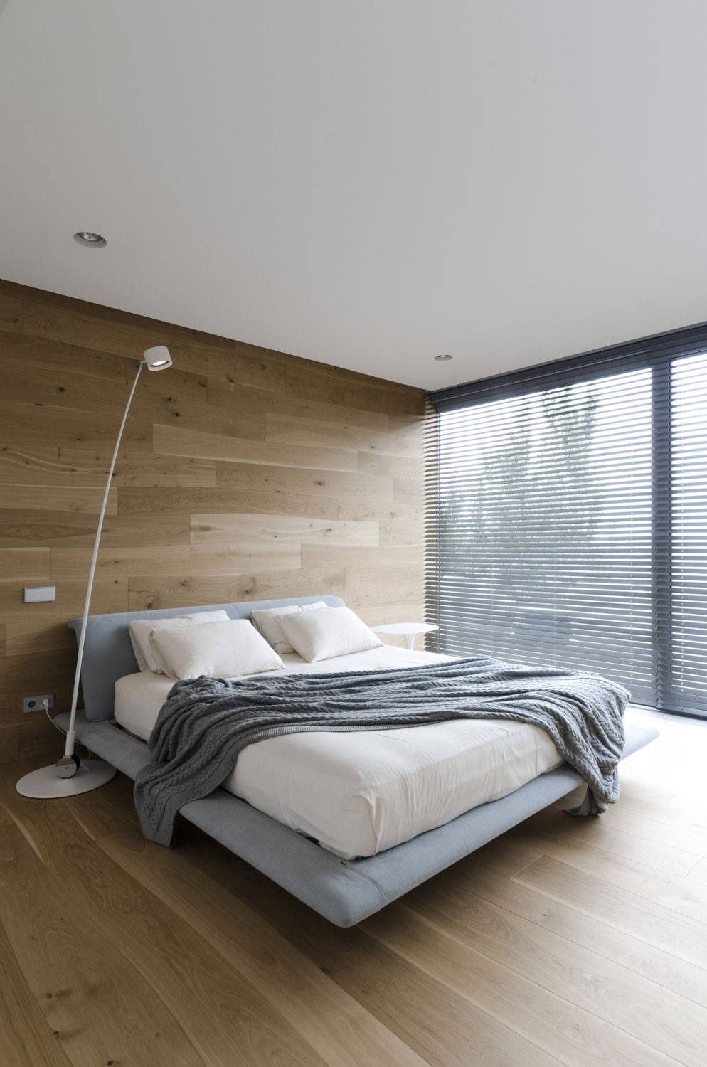 艺术之家 | 融入雕塑感的现代别墅设计-23