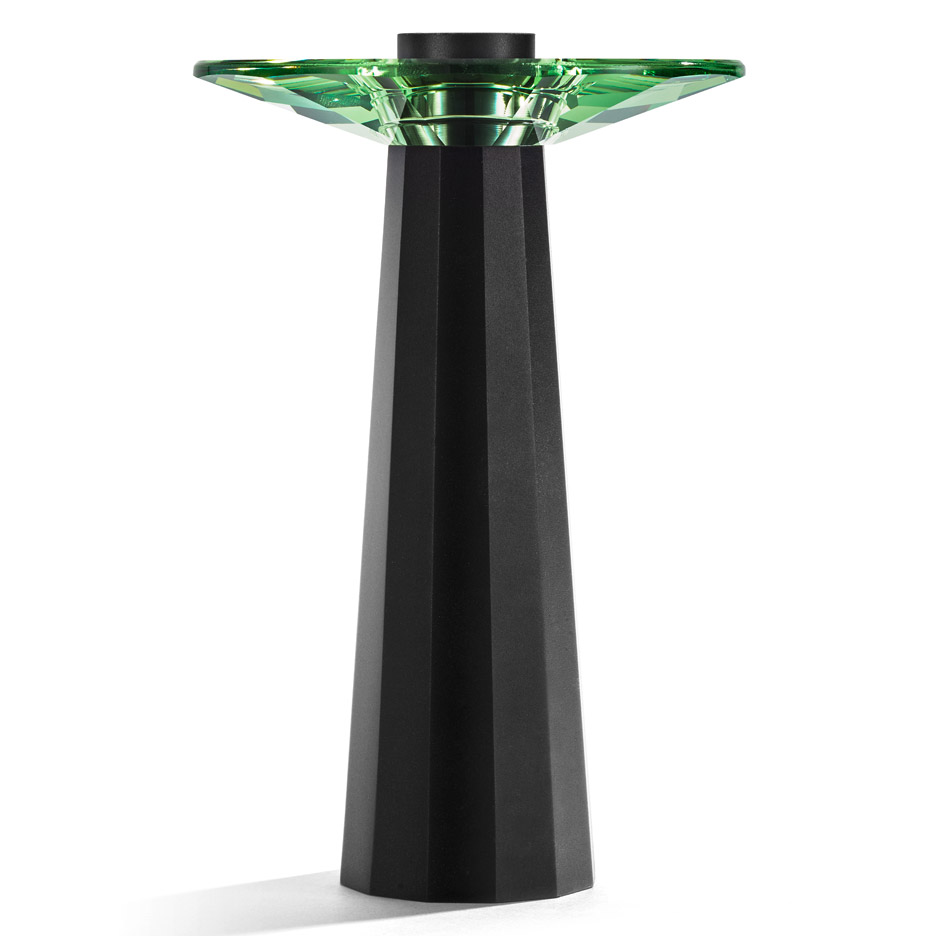 施华洛世奇家居系列亮相米兰设计周,扎哈·哈迪德作品成焦点-16