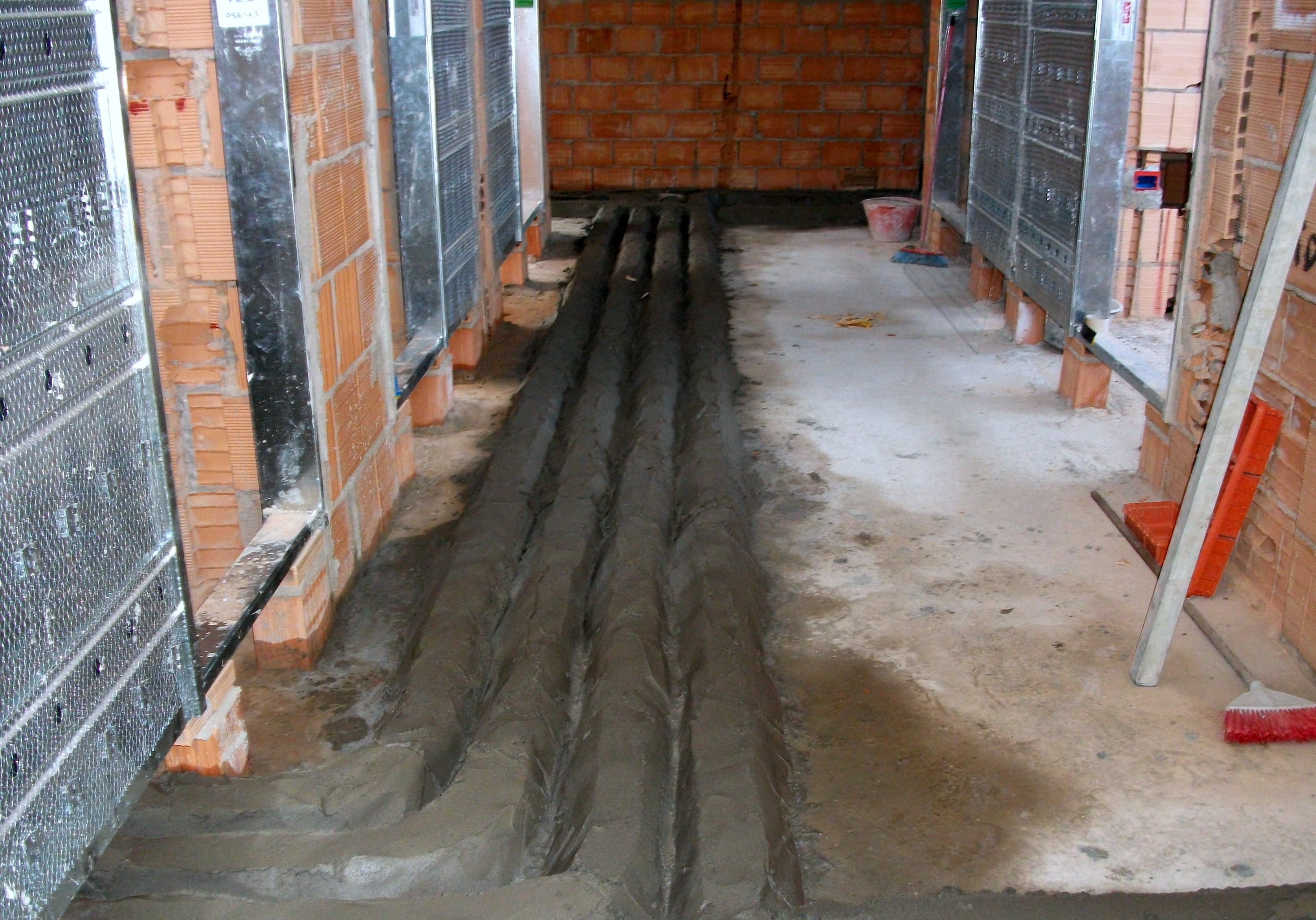 2011 年建设的多功能文化中心——O.S.E.A-31