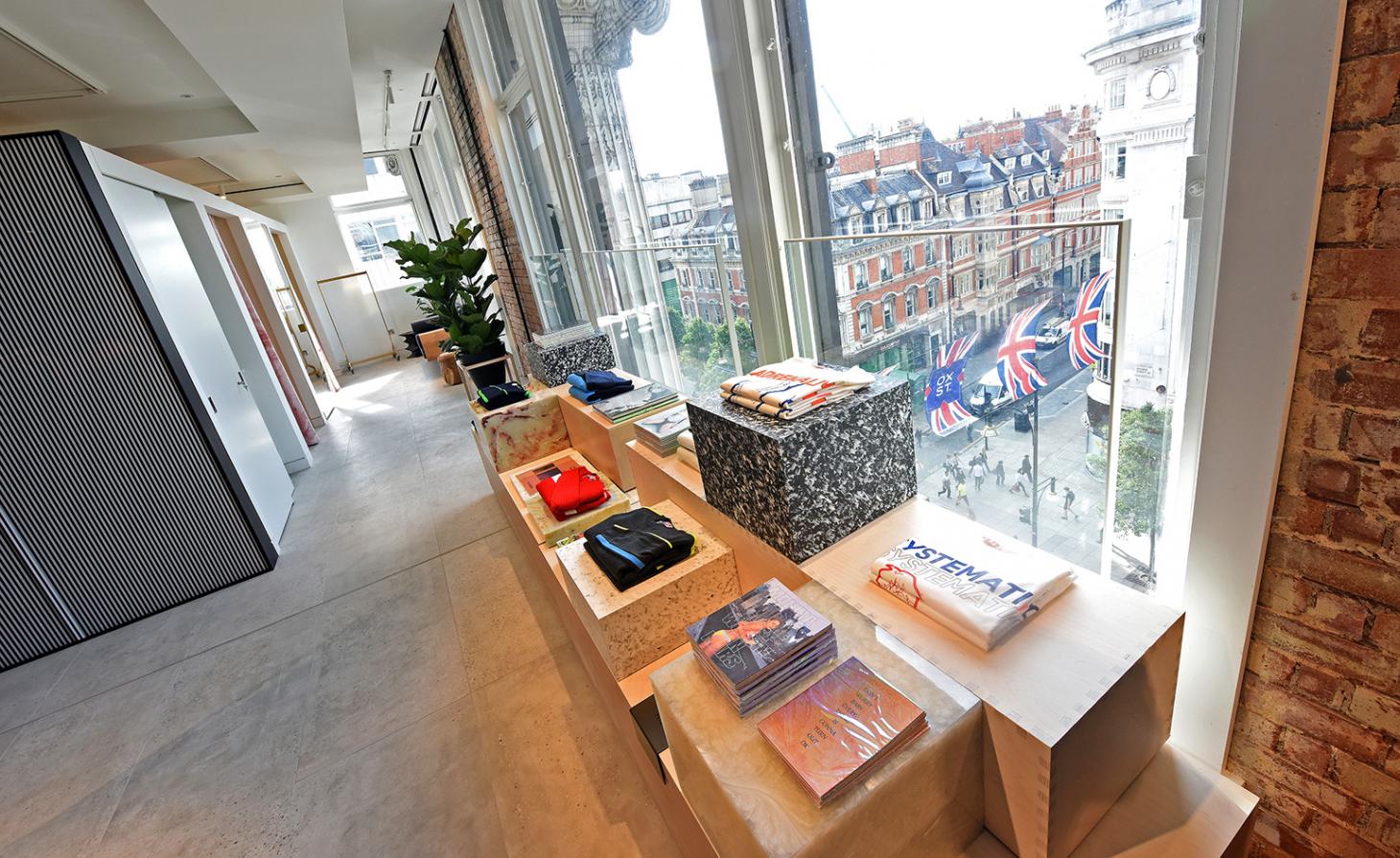 塞尔福里奇设计师工作室-24